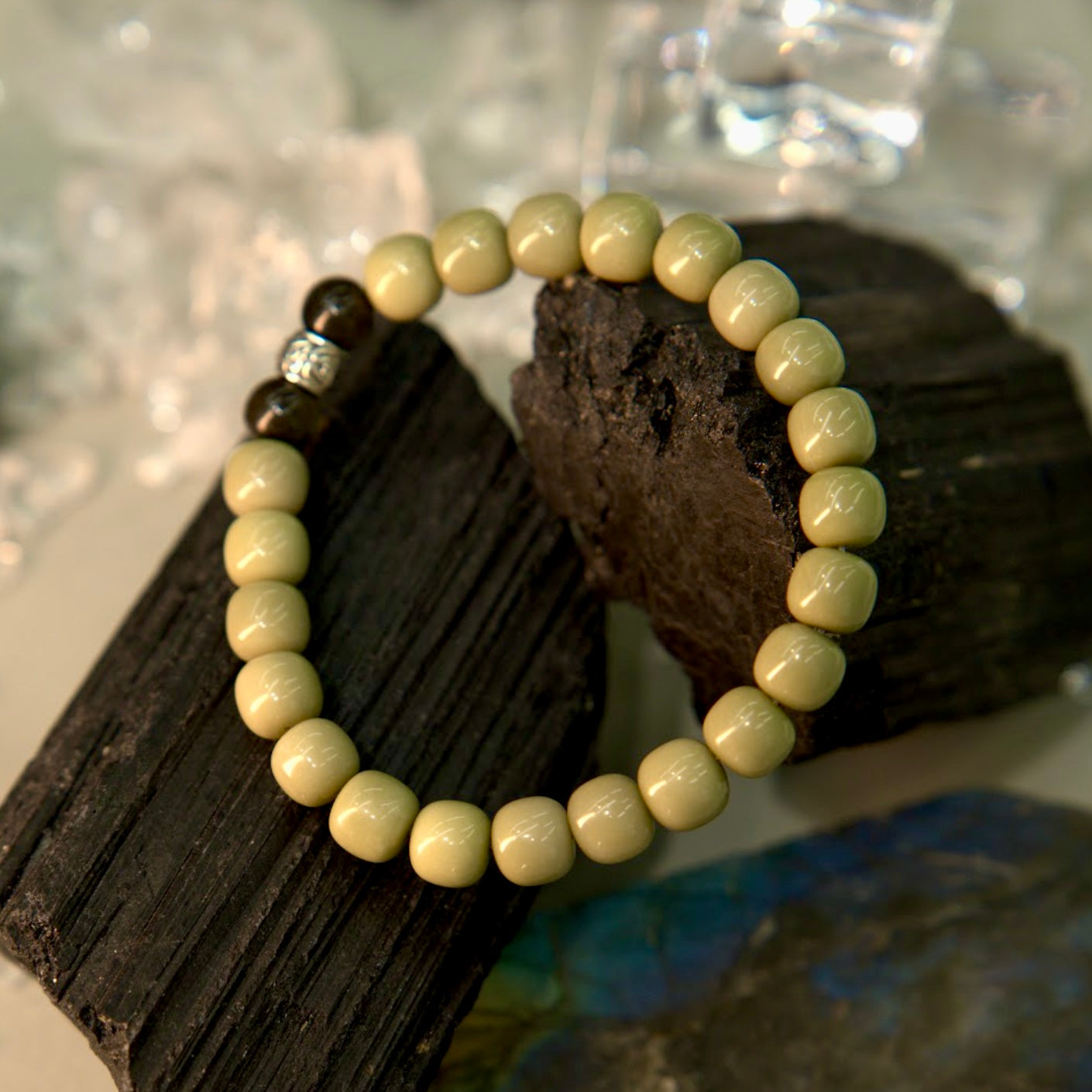 Alashan Agate & Silver Obsidian Bracelet - Matcha Eclipse