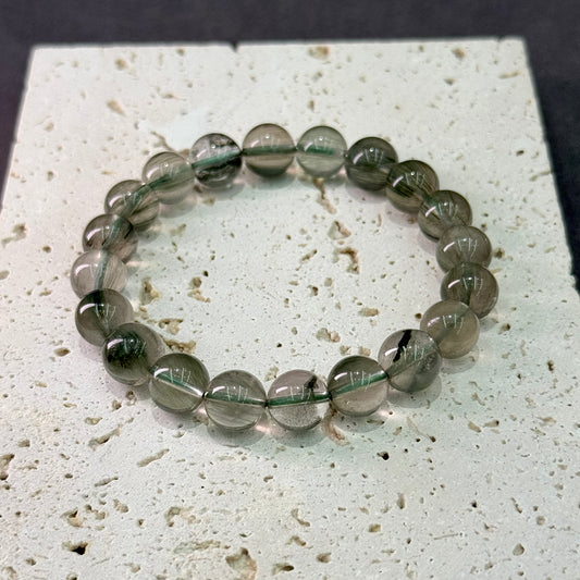 Green Rabbit Hair Quartz Bracelet - Velvet Mist