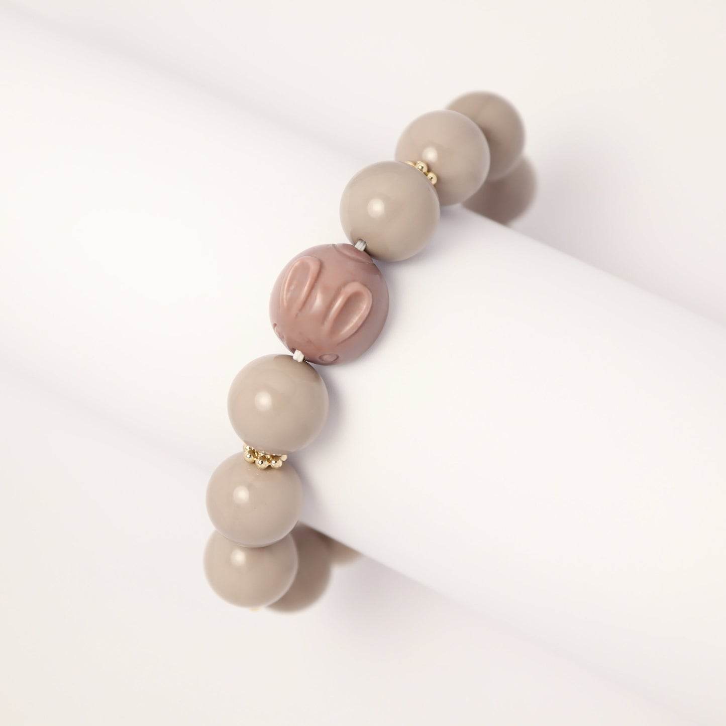 Moon Rabbit - Alashan Agate Bracelet