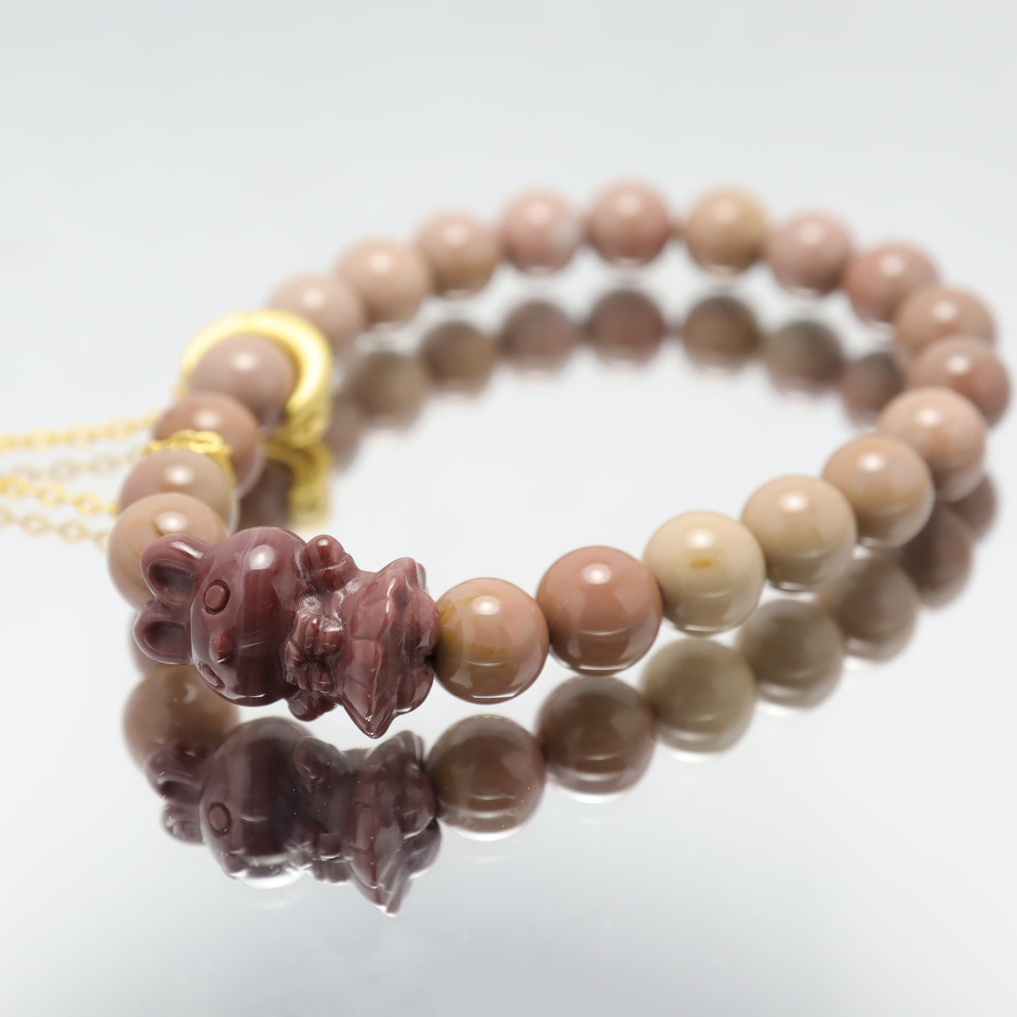 Dancing Rabbit Alashan Agate Bracelet