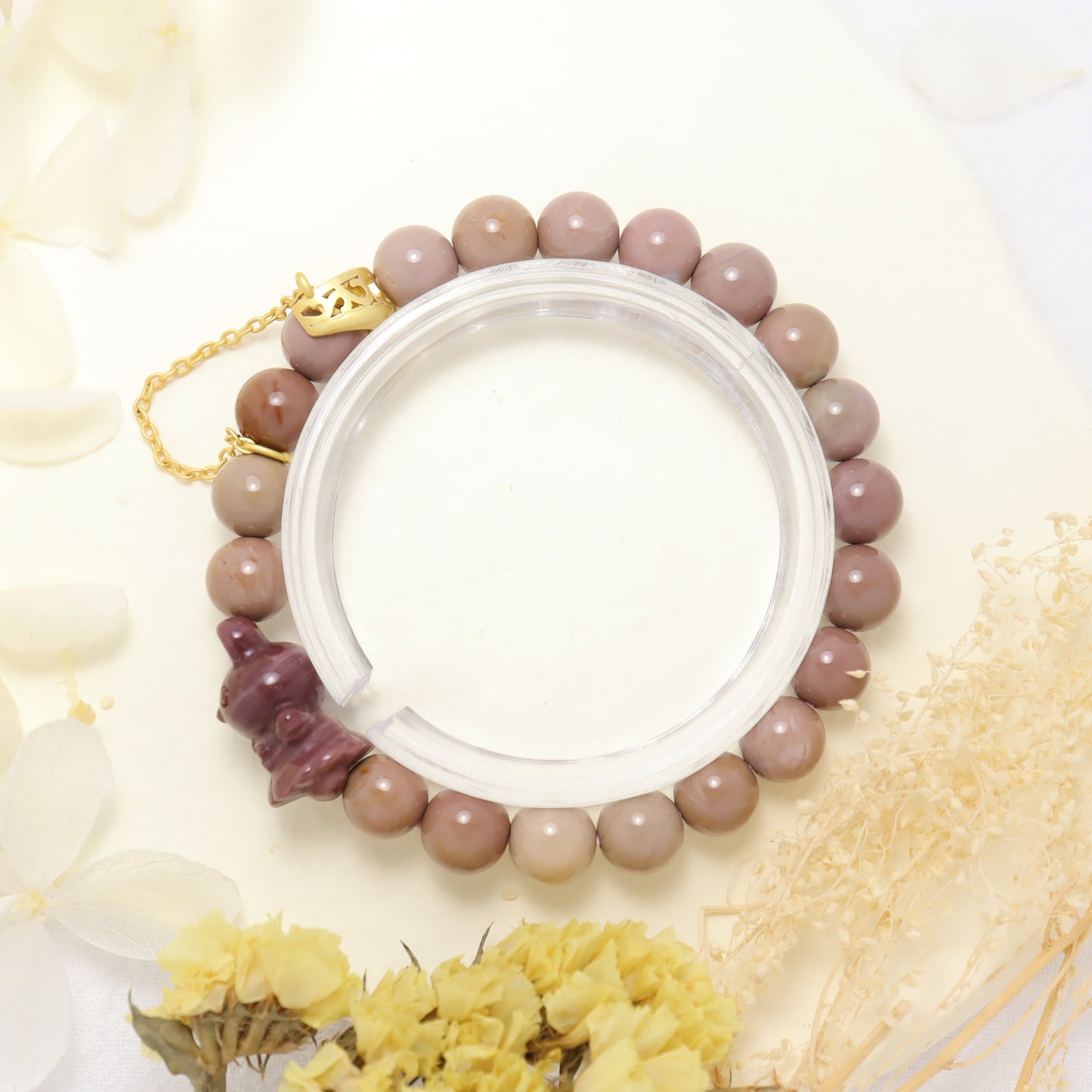 Dancing Rabbit Alashan Agate Bracelet