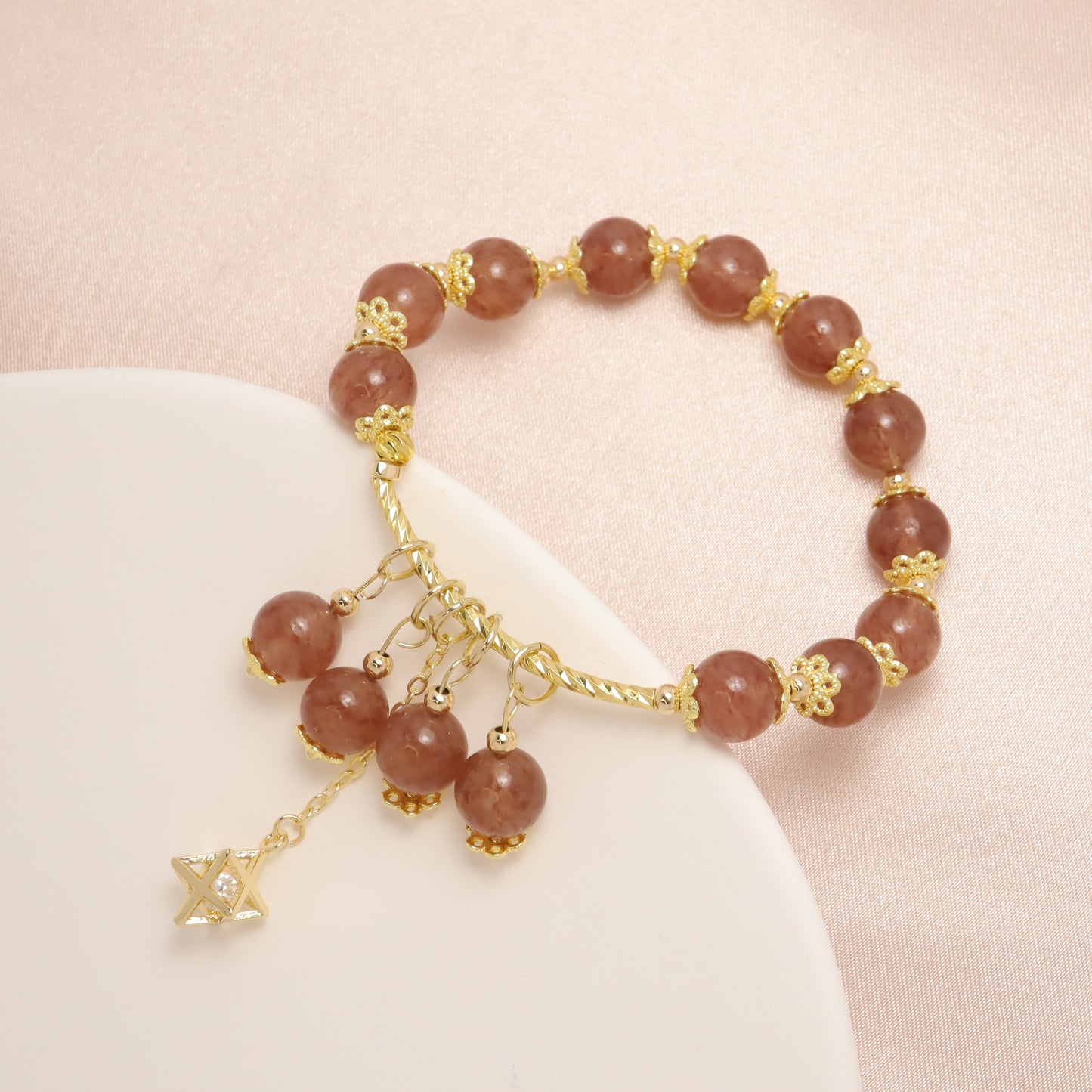 Magnificence M&V - Strawberry Quartz Bracelet