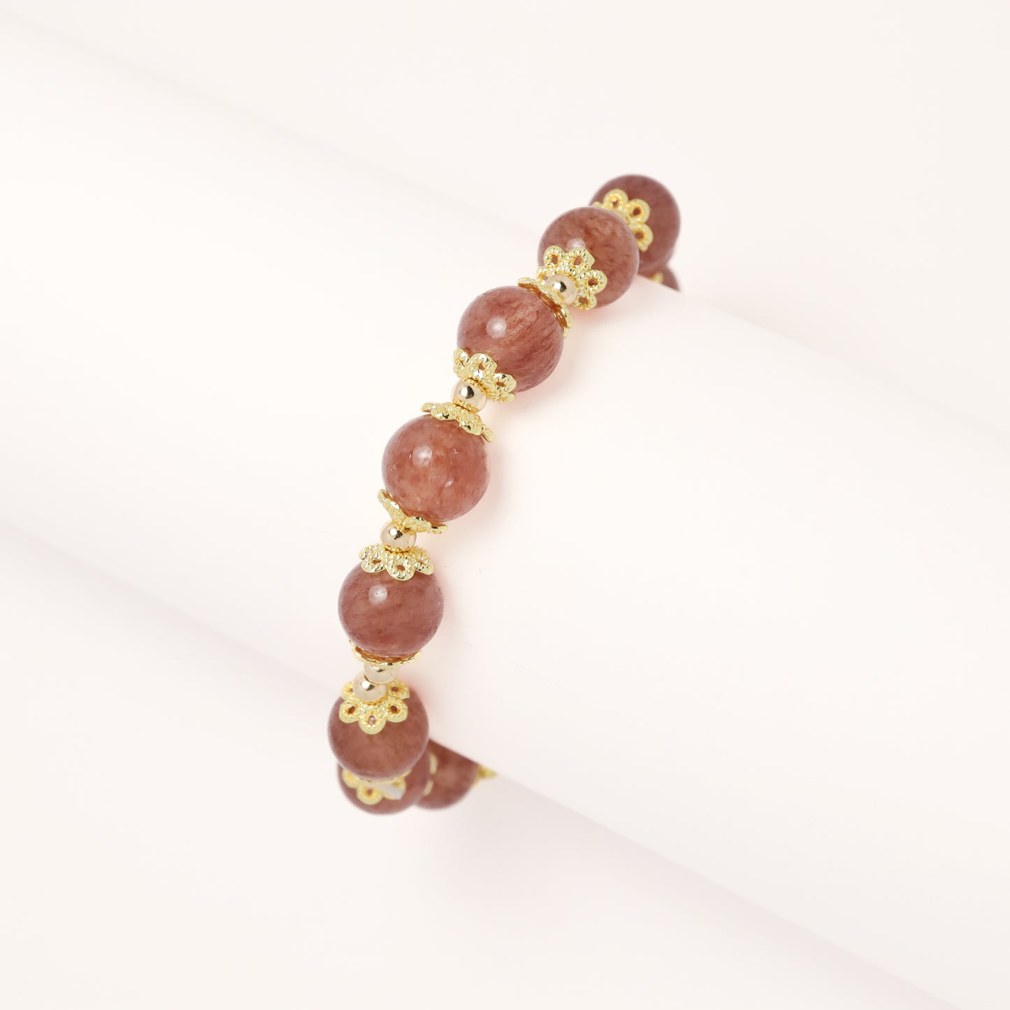 Magnificence M&V - Strawberry Quartz Bracelet