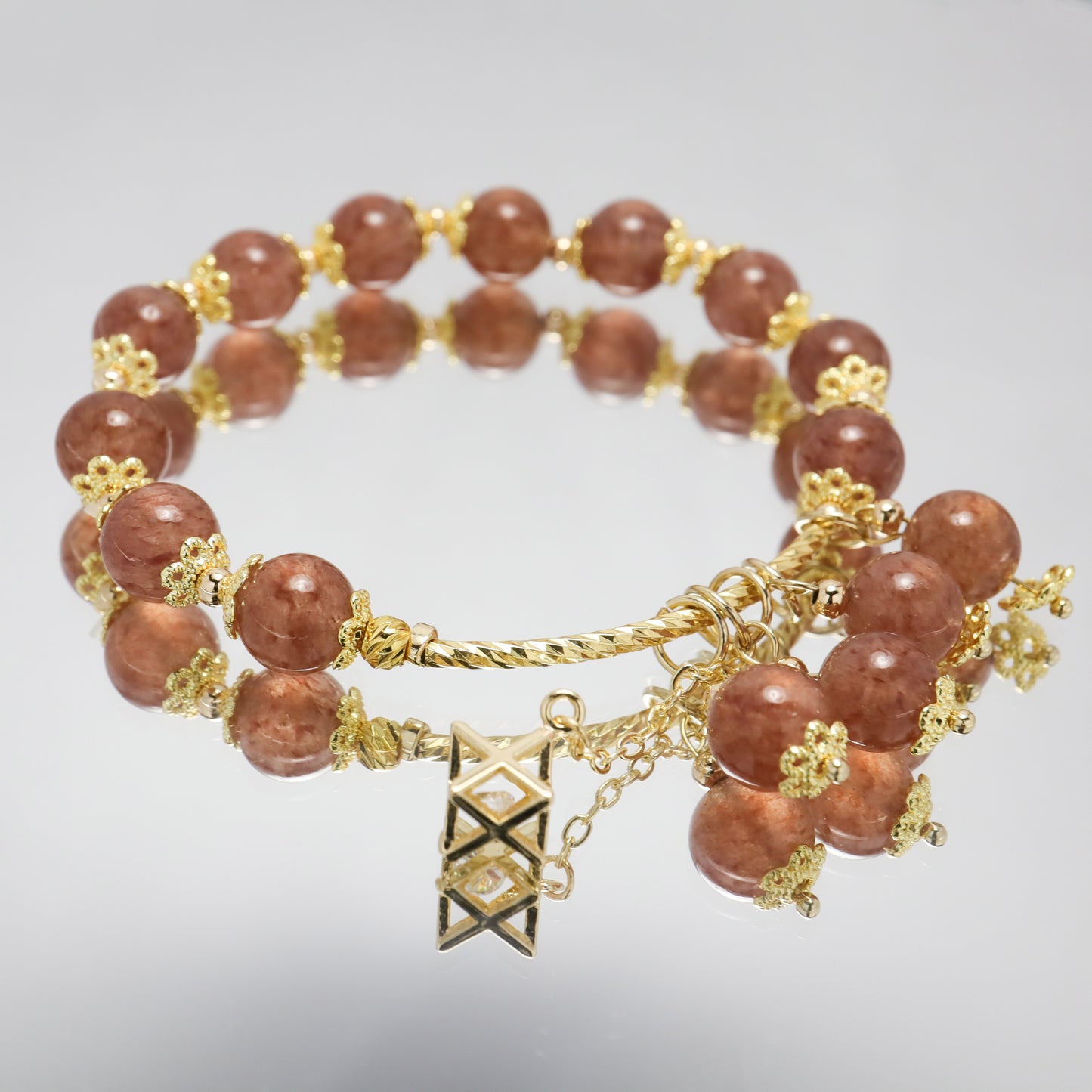 Magnificence M&V - Strawberry Quartz Bracelet