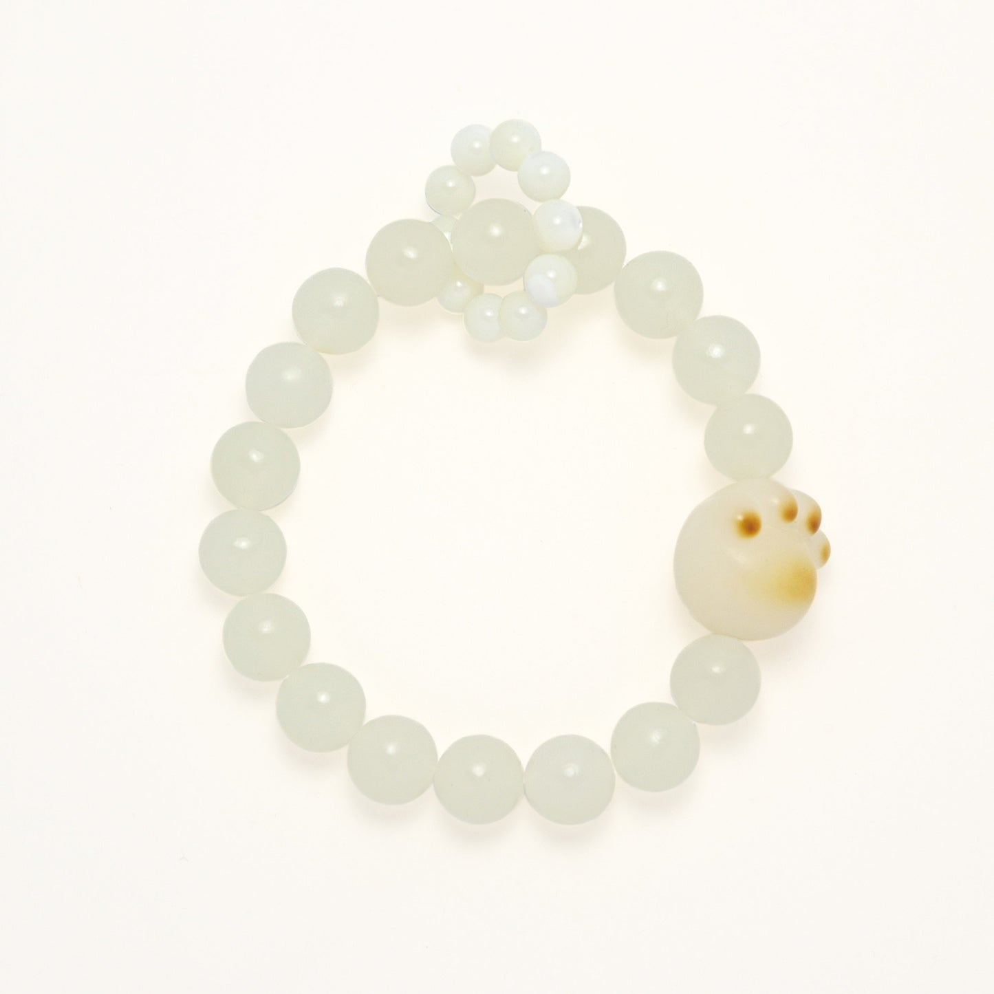White Tea Fresh - Cat Paw Burned Style Bodhi Root Afghan White Jade Pearl Shell Bracelet