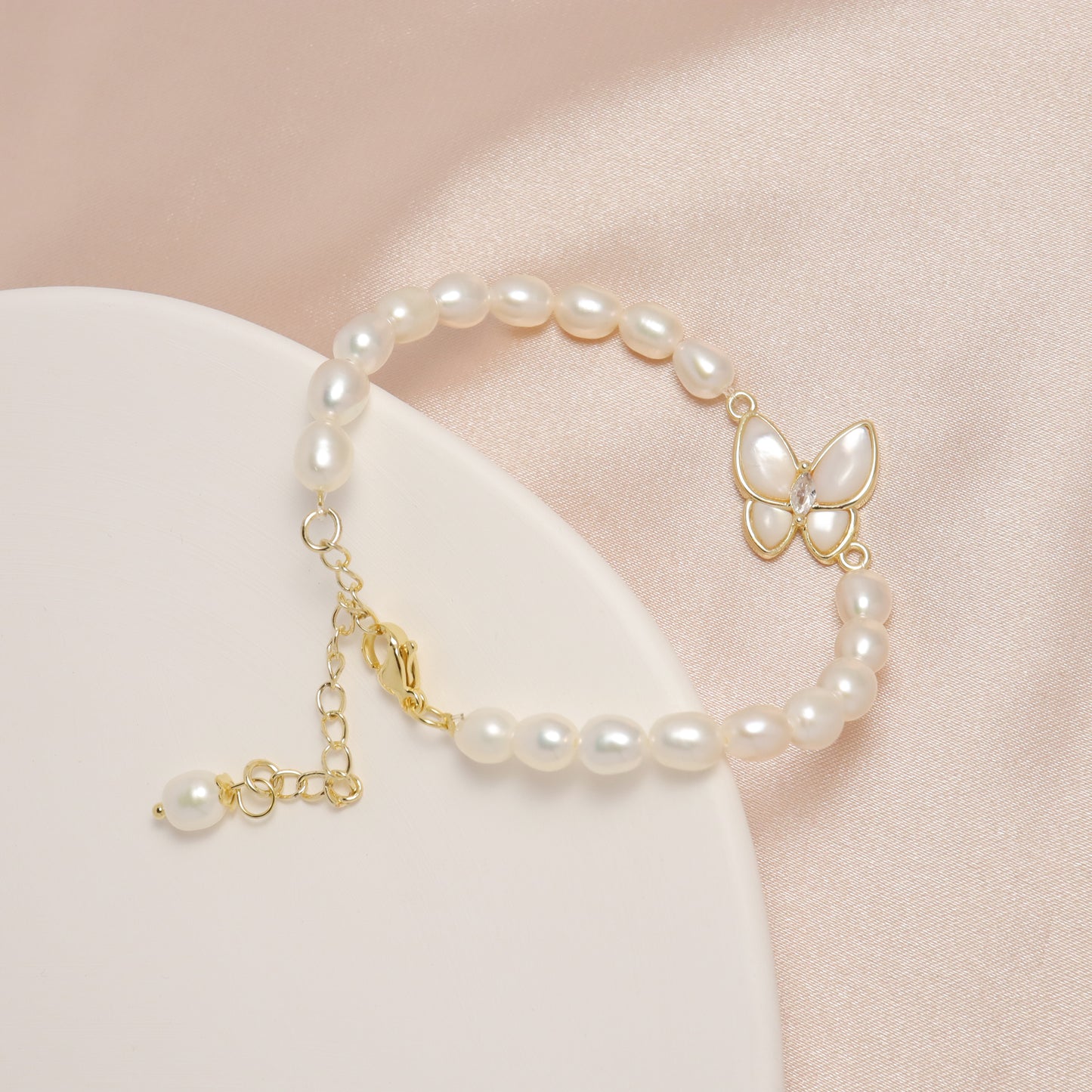 Pearl Shell Butterfly - Freshwater Pearl Bracelet with Adjustable Chain