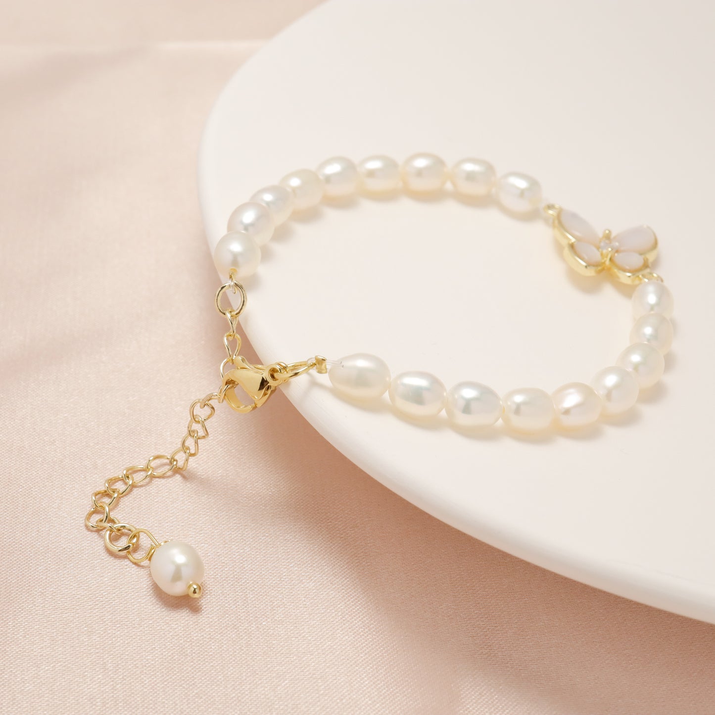 Pearl Shell Butterfly - Freshwater Pearl Bracelet with Adjustable Chain