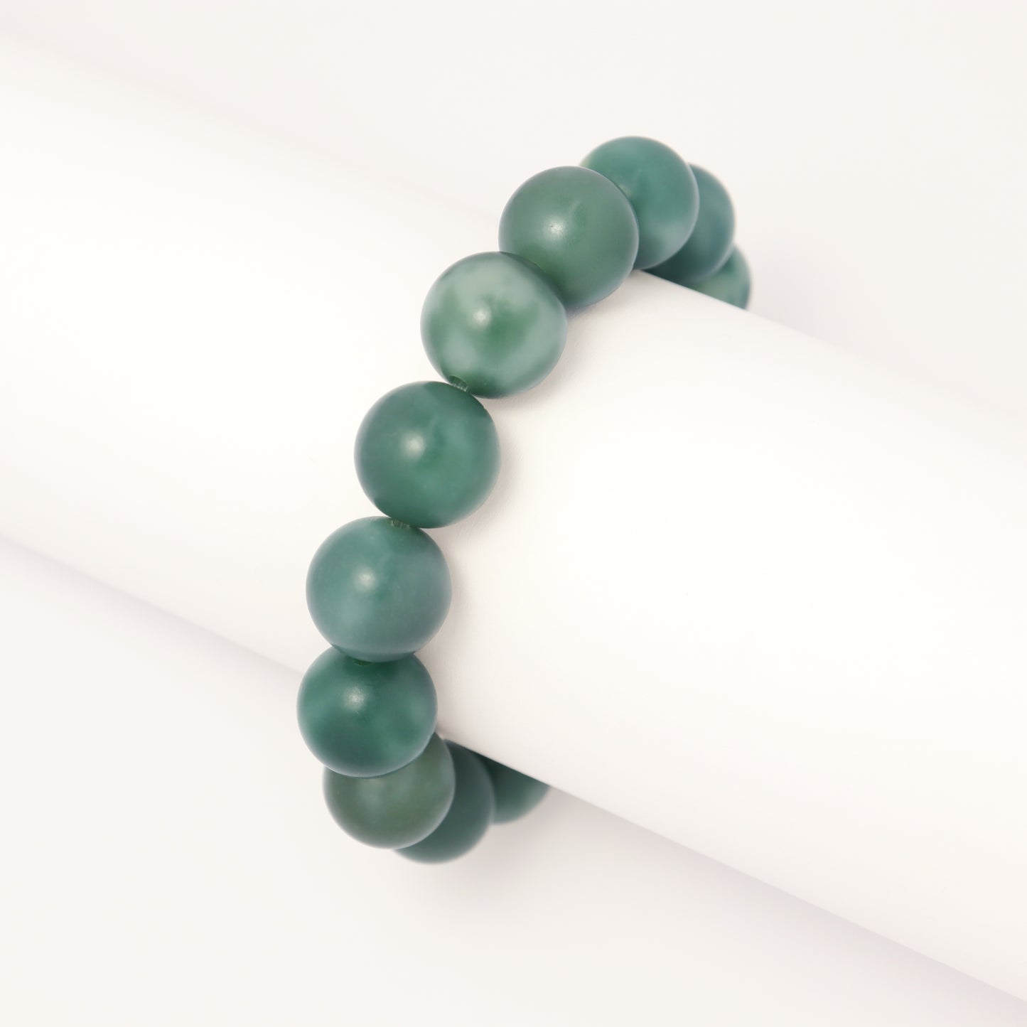 Creamy Green Floating Snowflake Bodhi Root Bracelet