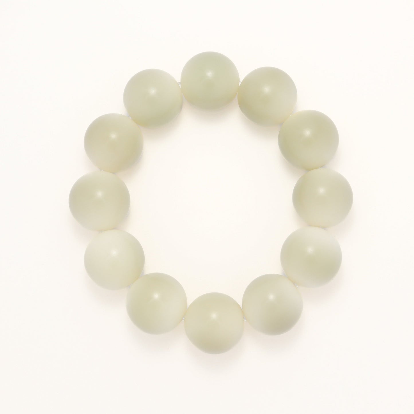 Milky Grapes - Green Floating Snowflake Bodhi Root Bracelet
