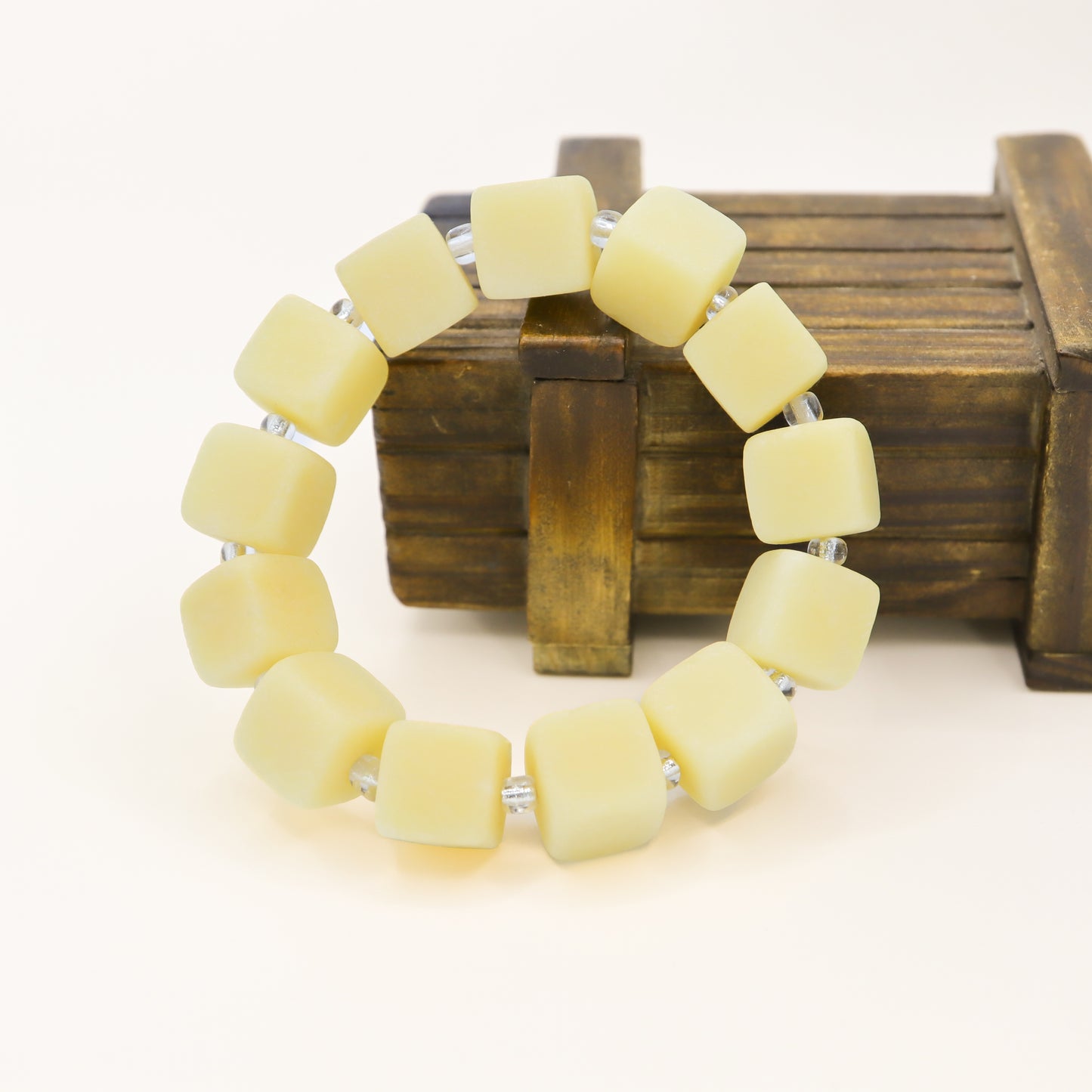Mango She Tai Cui Raw Stone Bracelet