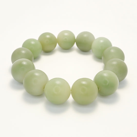 Green Grapes - Green Floating Snowflake Bodhi Root Bracelet
