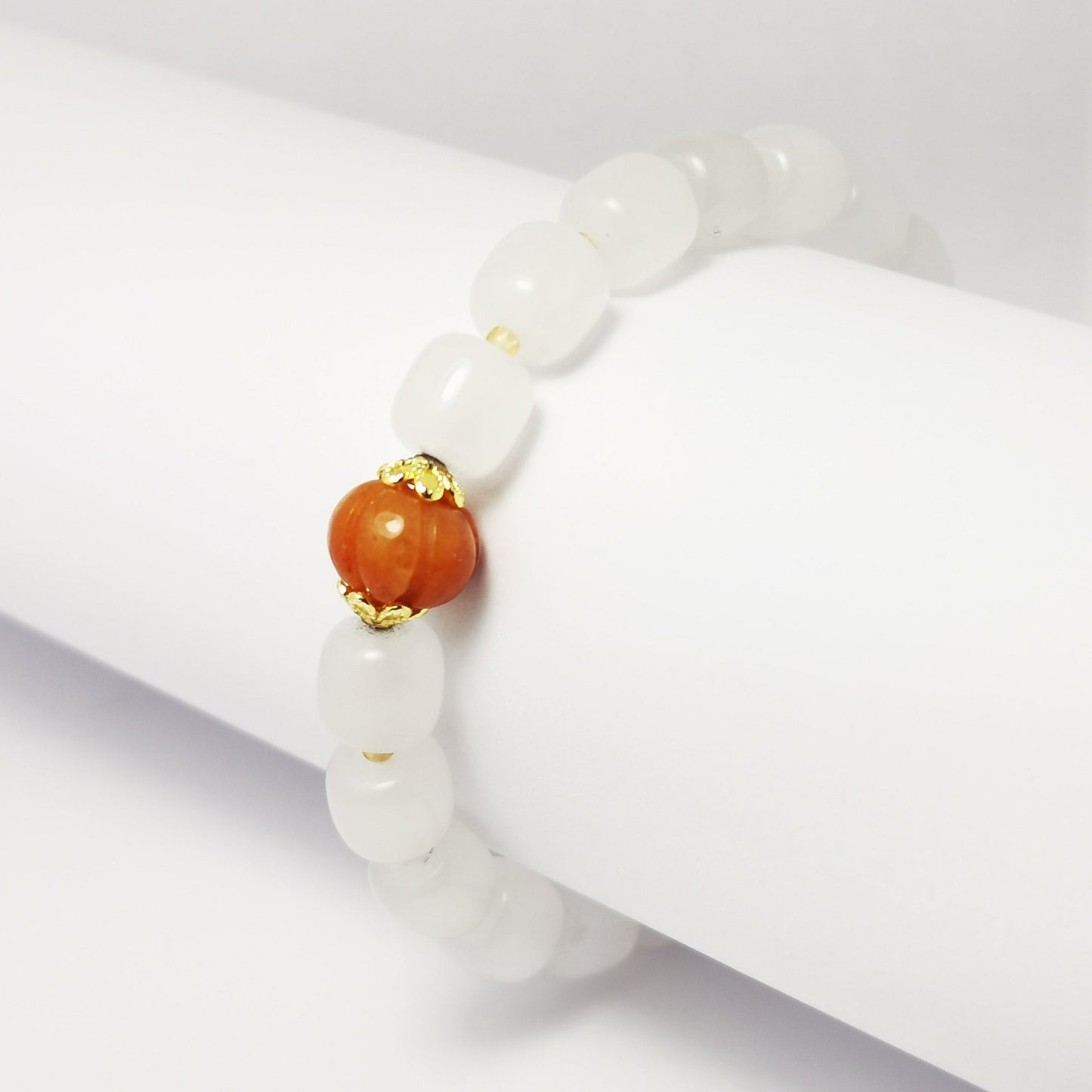 Full House - South Red Agate & White Aventurine Bracelet