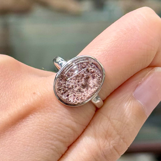 Light Rose-Purple Phantom Quartz · 925s Silver · Adjustable Ring - Rose Reverie