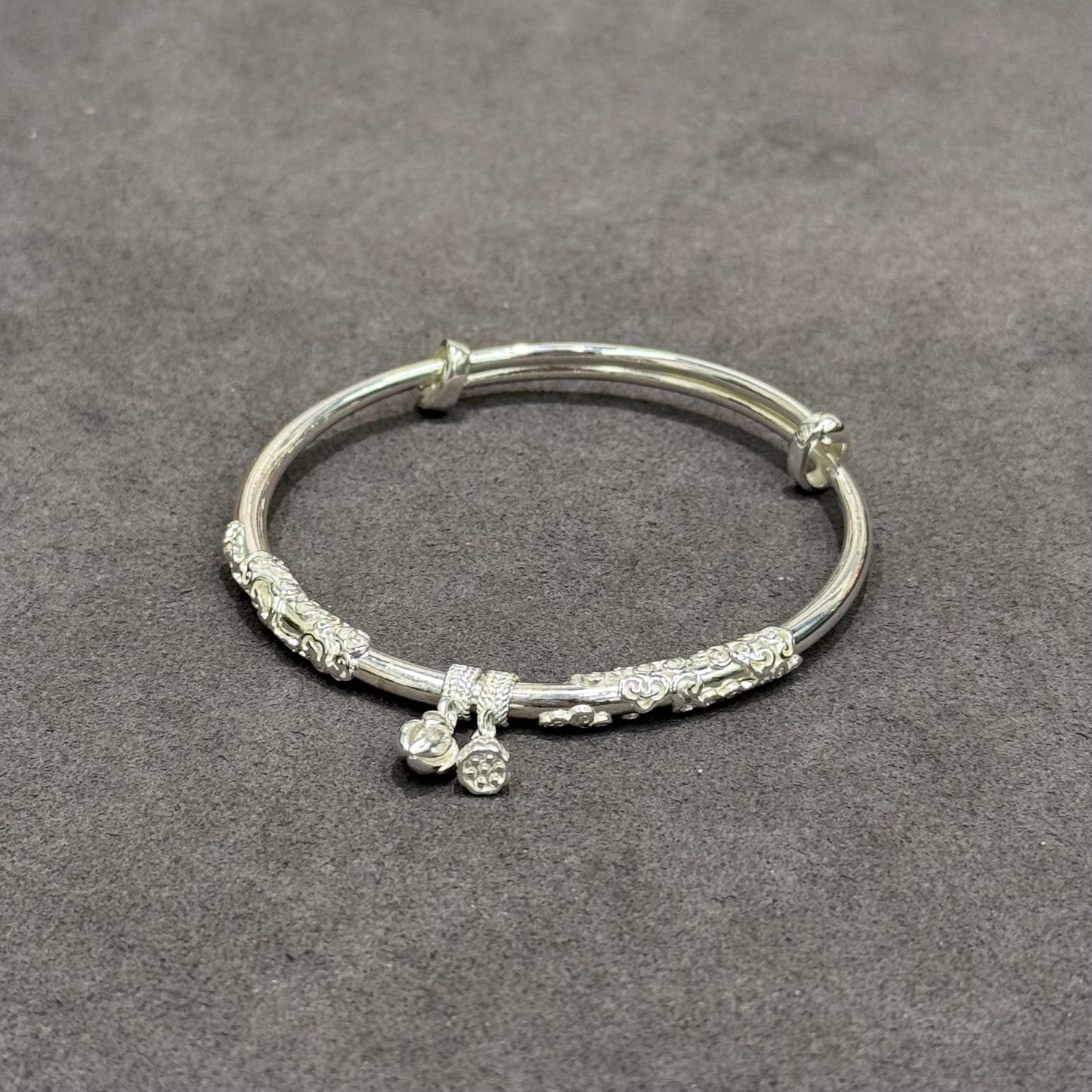 s999 Silver Lotus & Cloud Adjustable Silver Bangle
