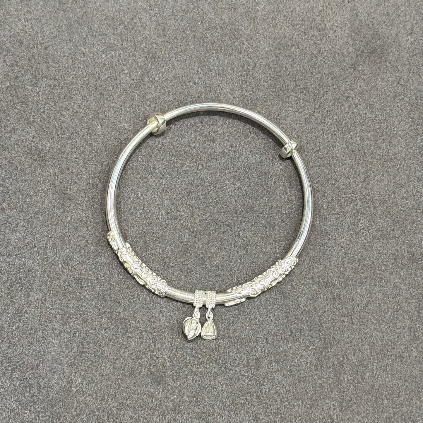 s999 Silver Lotus & Cloud Adjustable Silver Bangle