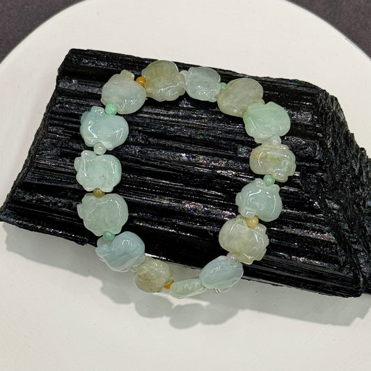 Jade Zodiac Pig Pendant Bracelet - Fortune Pig 福猪福珠