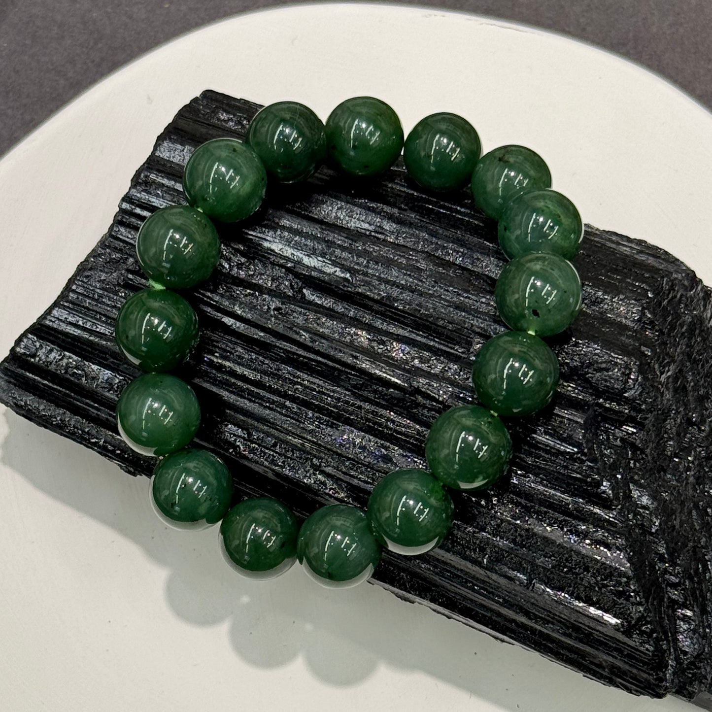 Russian Nephrite Jade Bracelet - Imperial Green 碧