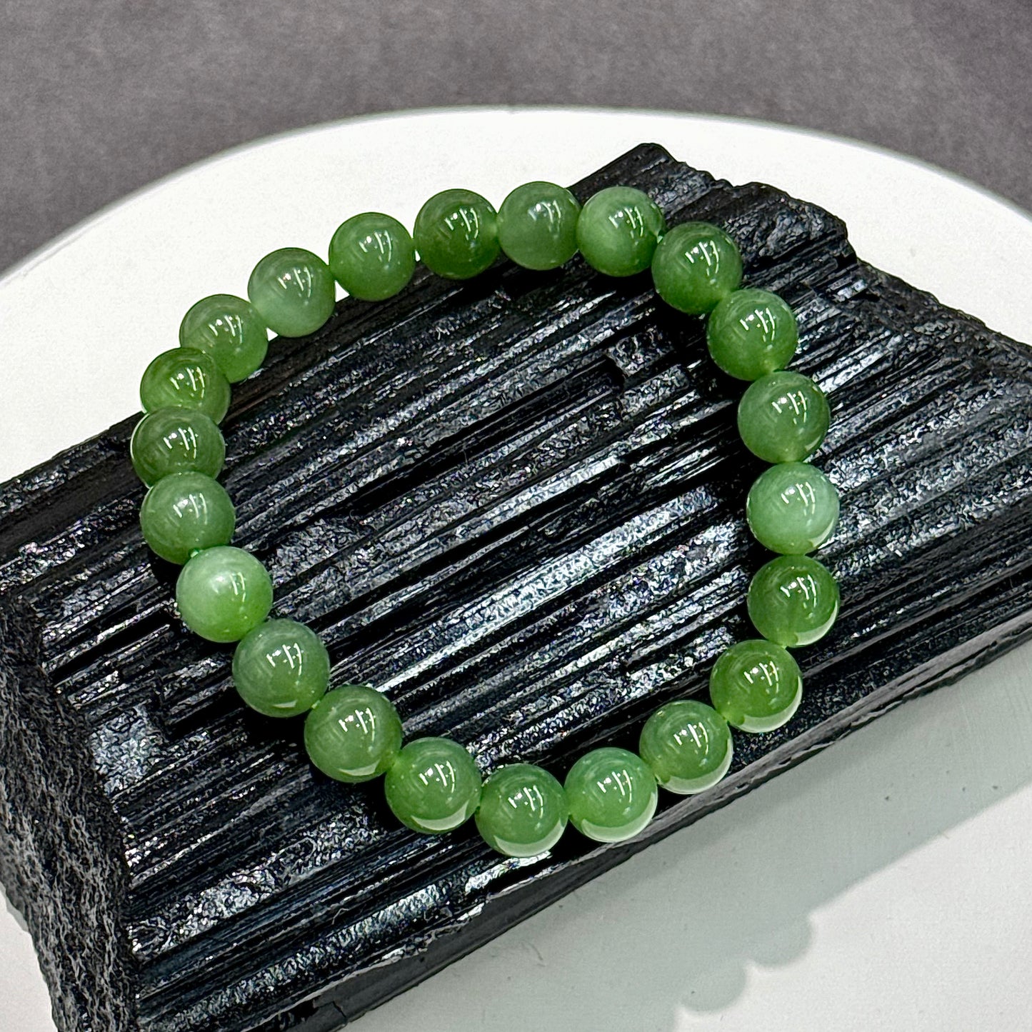 Cat’s Eye Nephrite Jade Bracelet - Green Apple 果绿