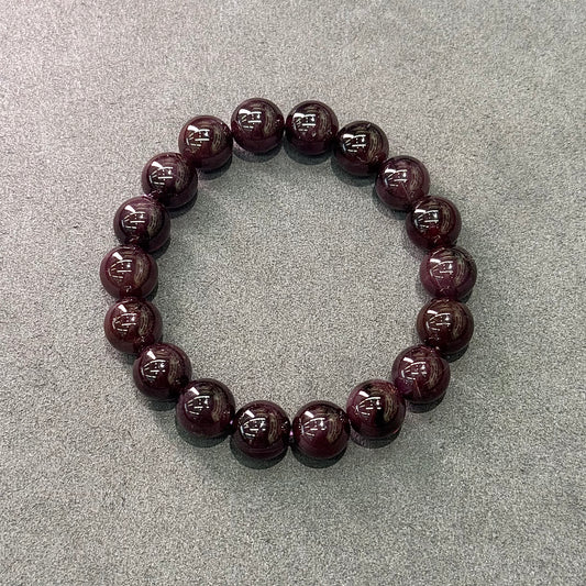 Mozambique Garnet Bracelet - Velvet Crimson