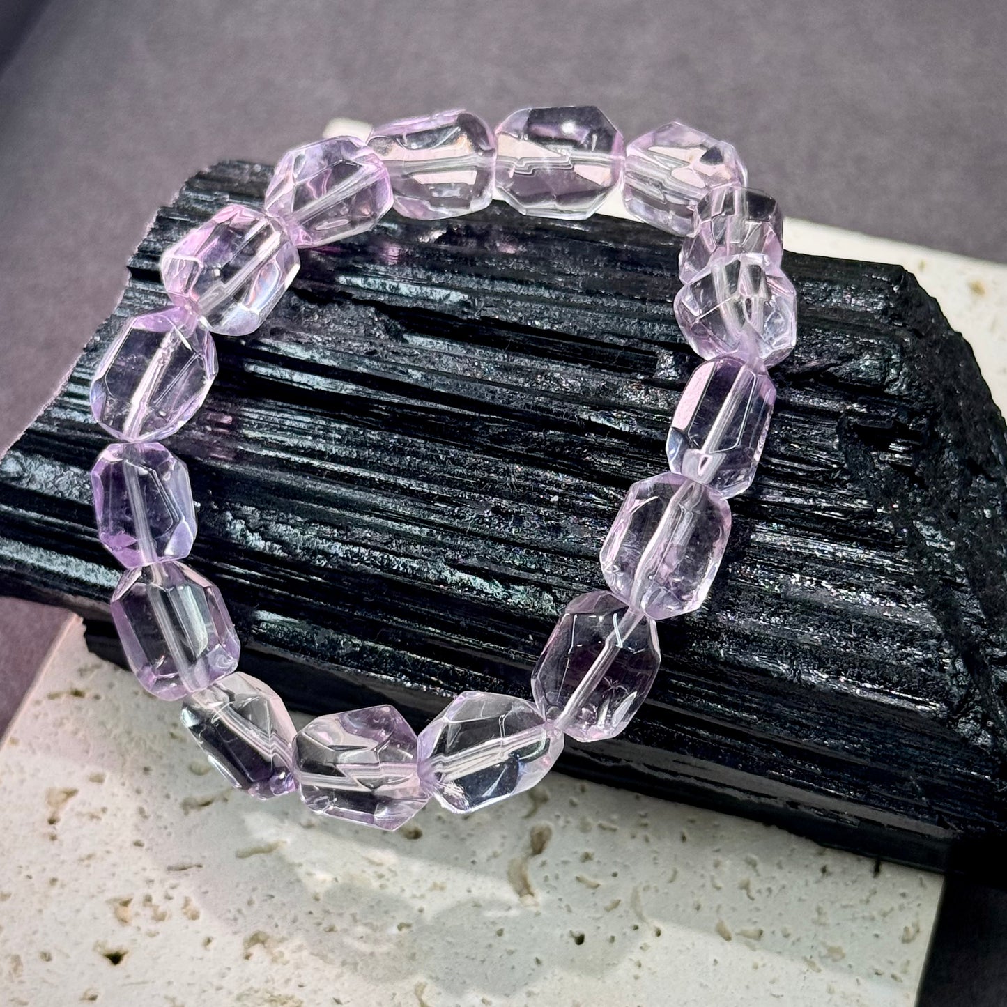 Faceted Amethyst Bracelet 紫水晶钻切随型 - Violet Radiance 紫曜流光
