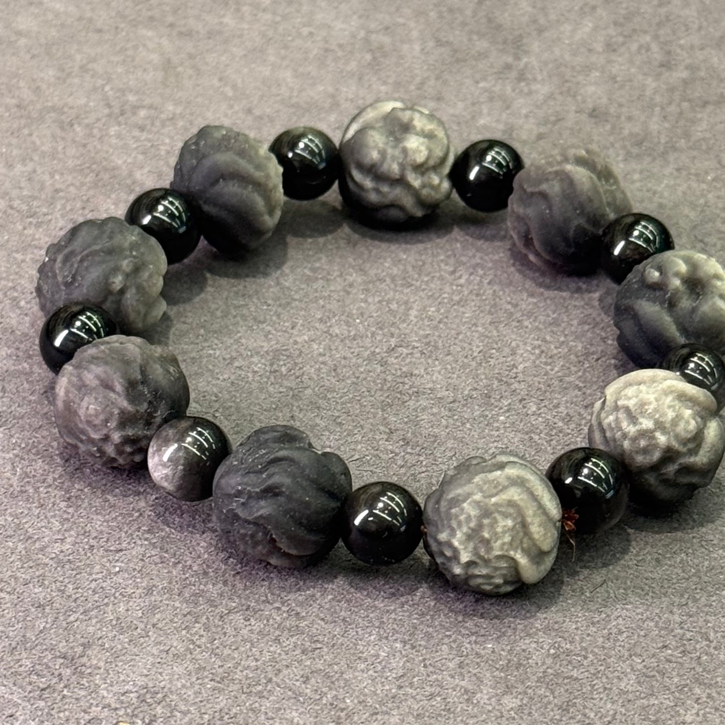 Silver Sheen Obsidian Nine-Tailed Fox Bracelet 银曜石九尾狐球 - Moonlit Fox 银月灵狐