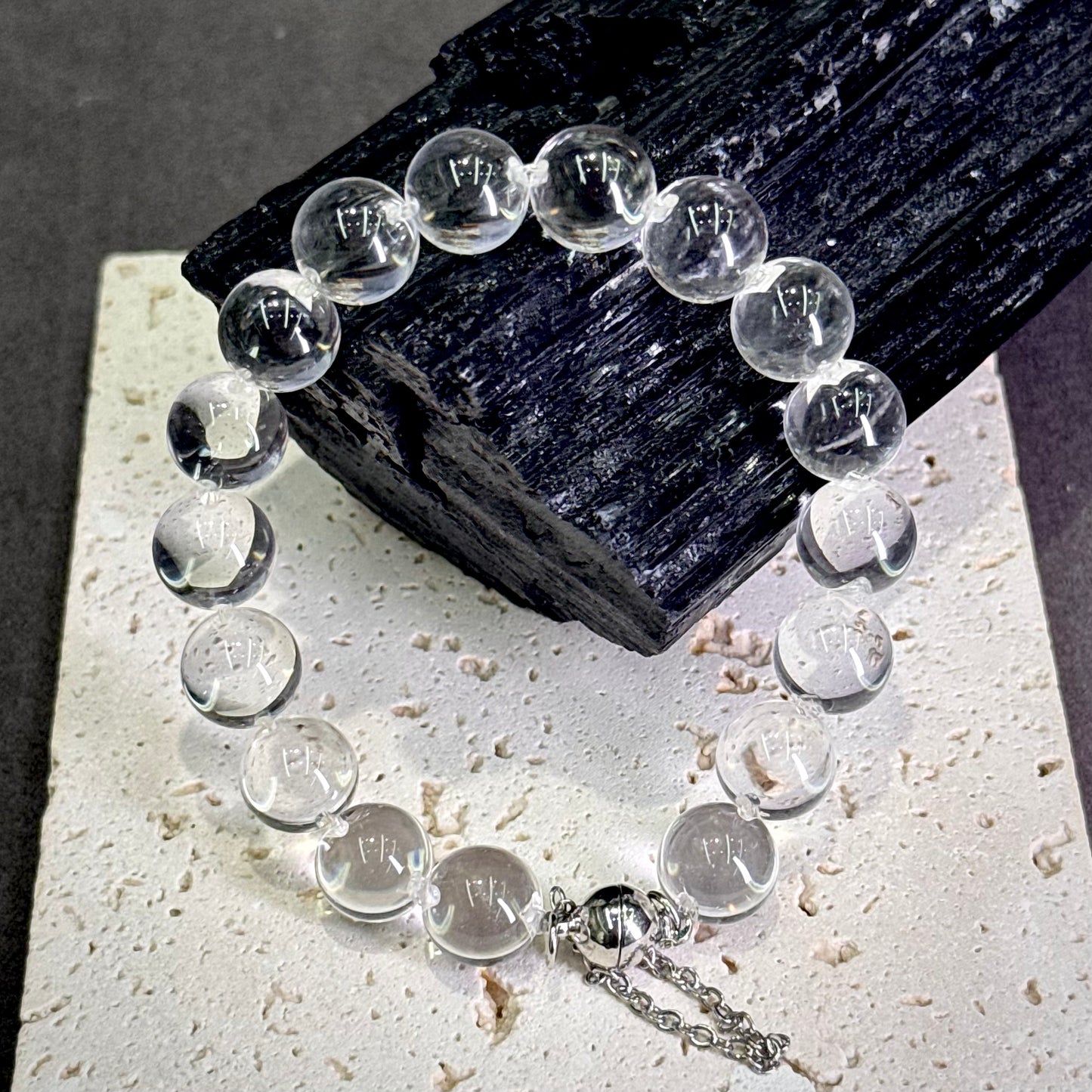 Clear Quartz Bubble Bead Bracelet 白水晶 牛鼻孔工艺 泡泡珠 - Crystal Dewdrop 晶露流光