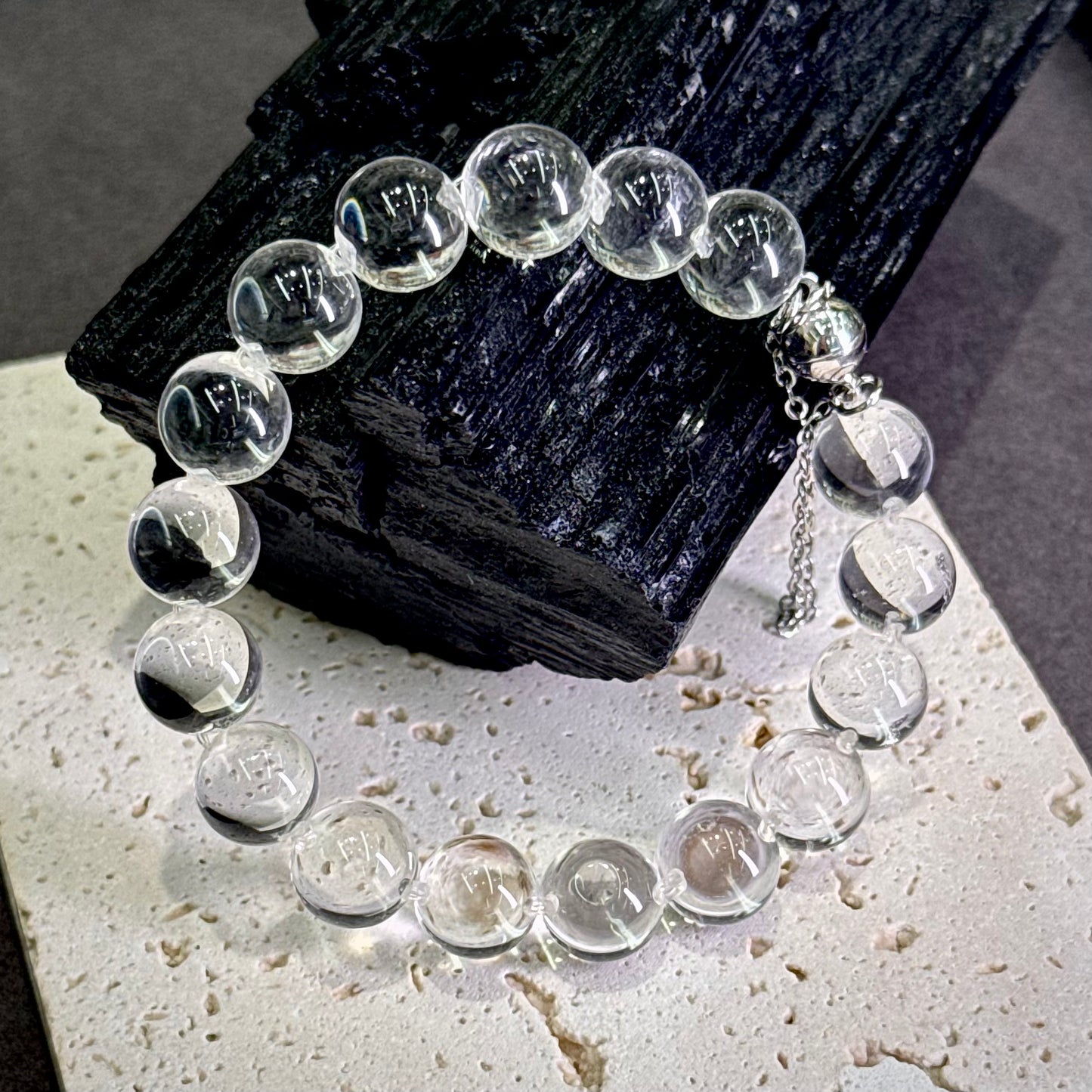 Clear Quartz Bubble Bead Bracelet 白水晶 牛鼻孔工艺 泡泡珠 - Crystal Dewdrop 晶露流光