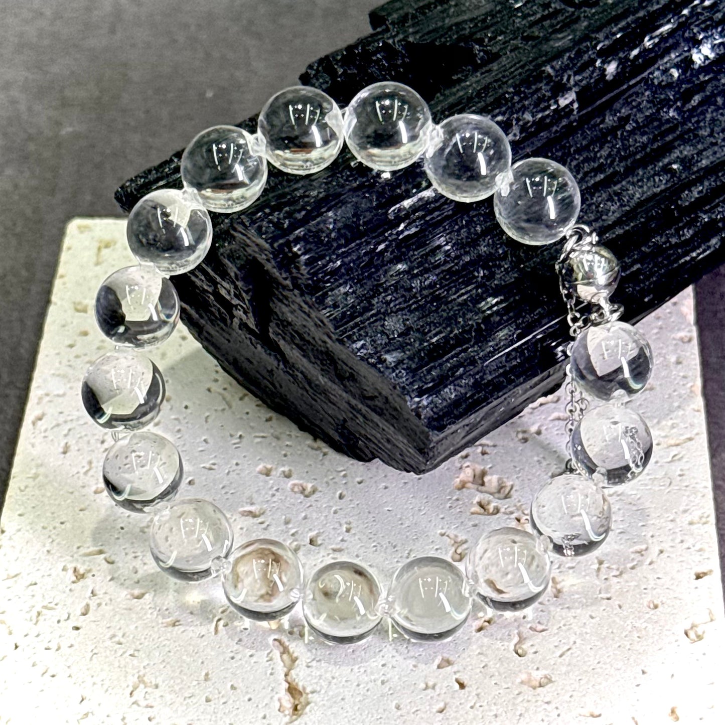 Clear Quartz Bubble Bead Bracelet 白水晶 牛鼻孔工艺 泡泡珠 - Crystal Dewdrop 晶露流光