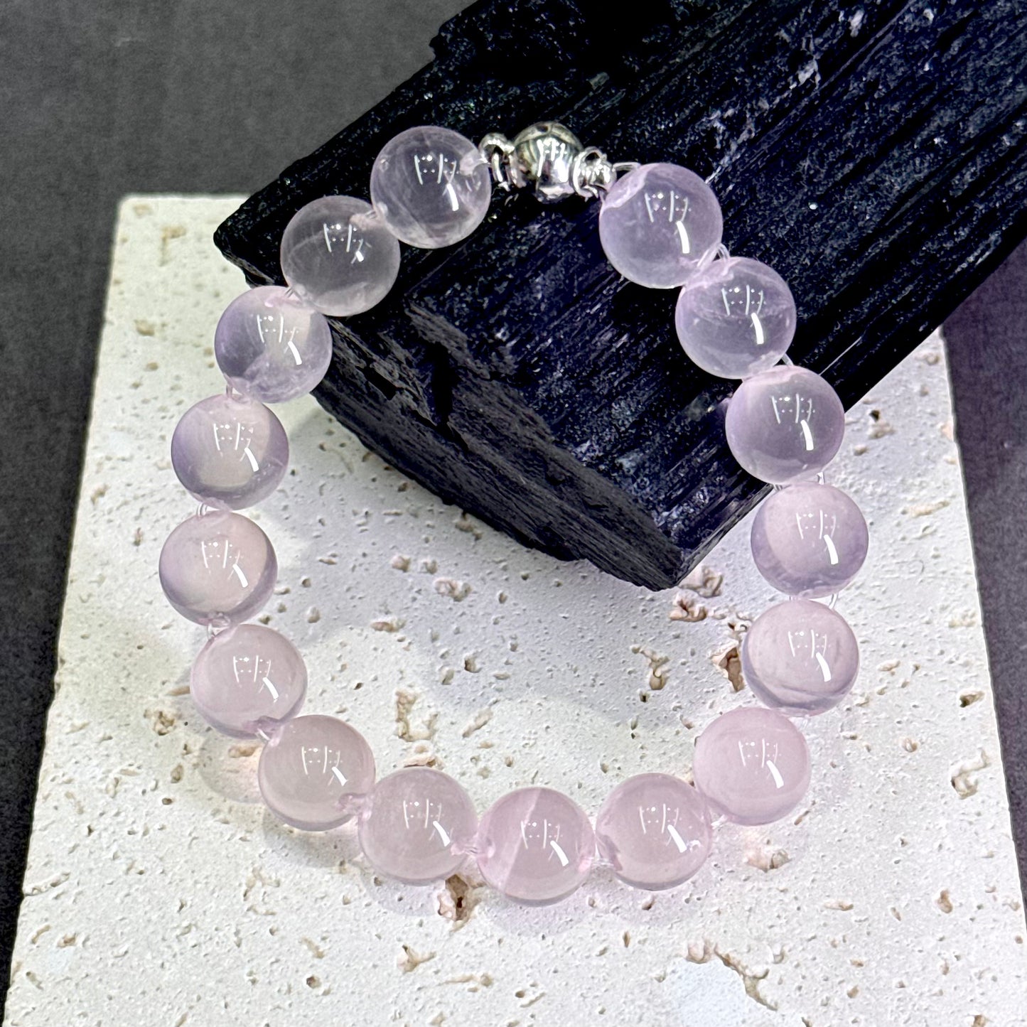 Rose Quartz Bubble Bead Bracelet 粉晶 牛鼻孔工艺 泡泡珠 - Blushing Dew 雨荷