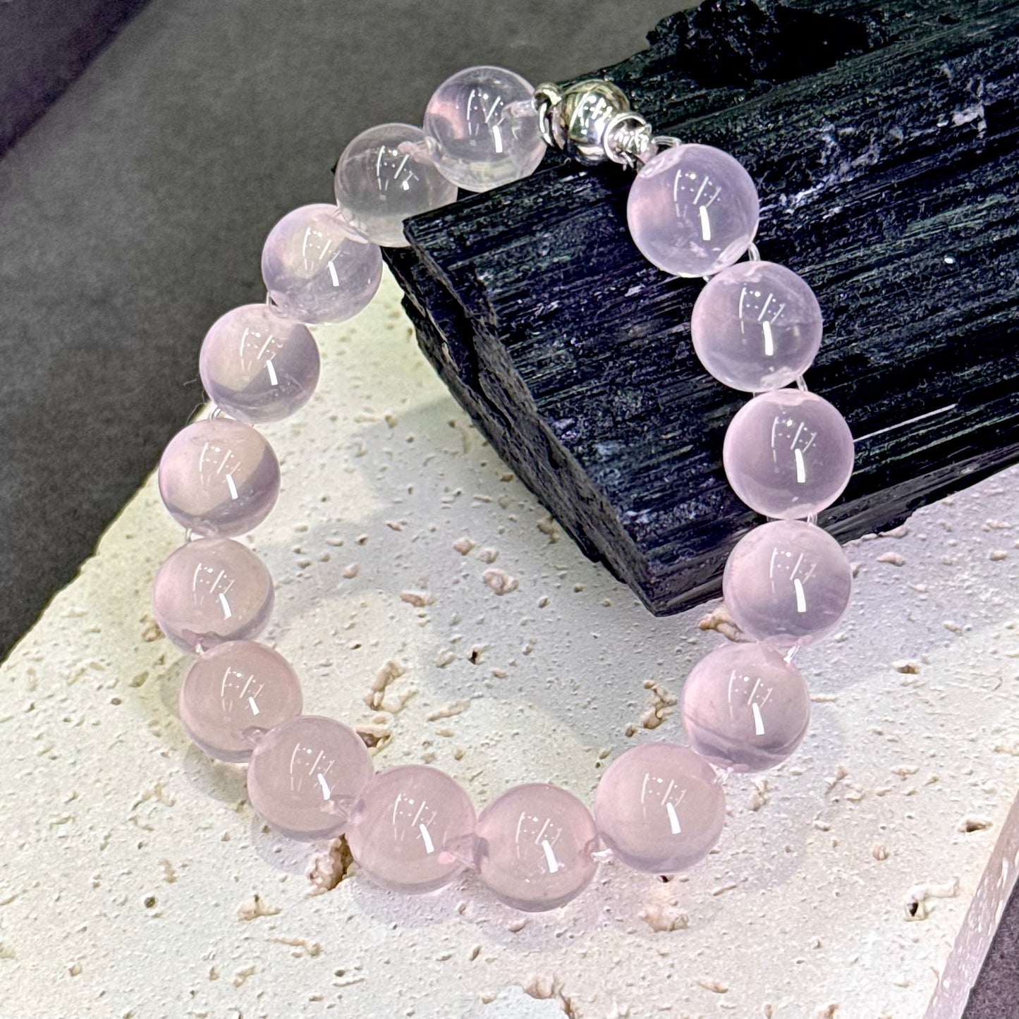 Rose Quartz Bubble Bead Bracelet 粉晶 牛鼻孔工艺 泡泡珠 - Blushing Dew 雨荷