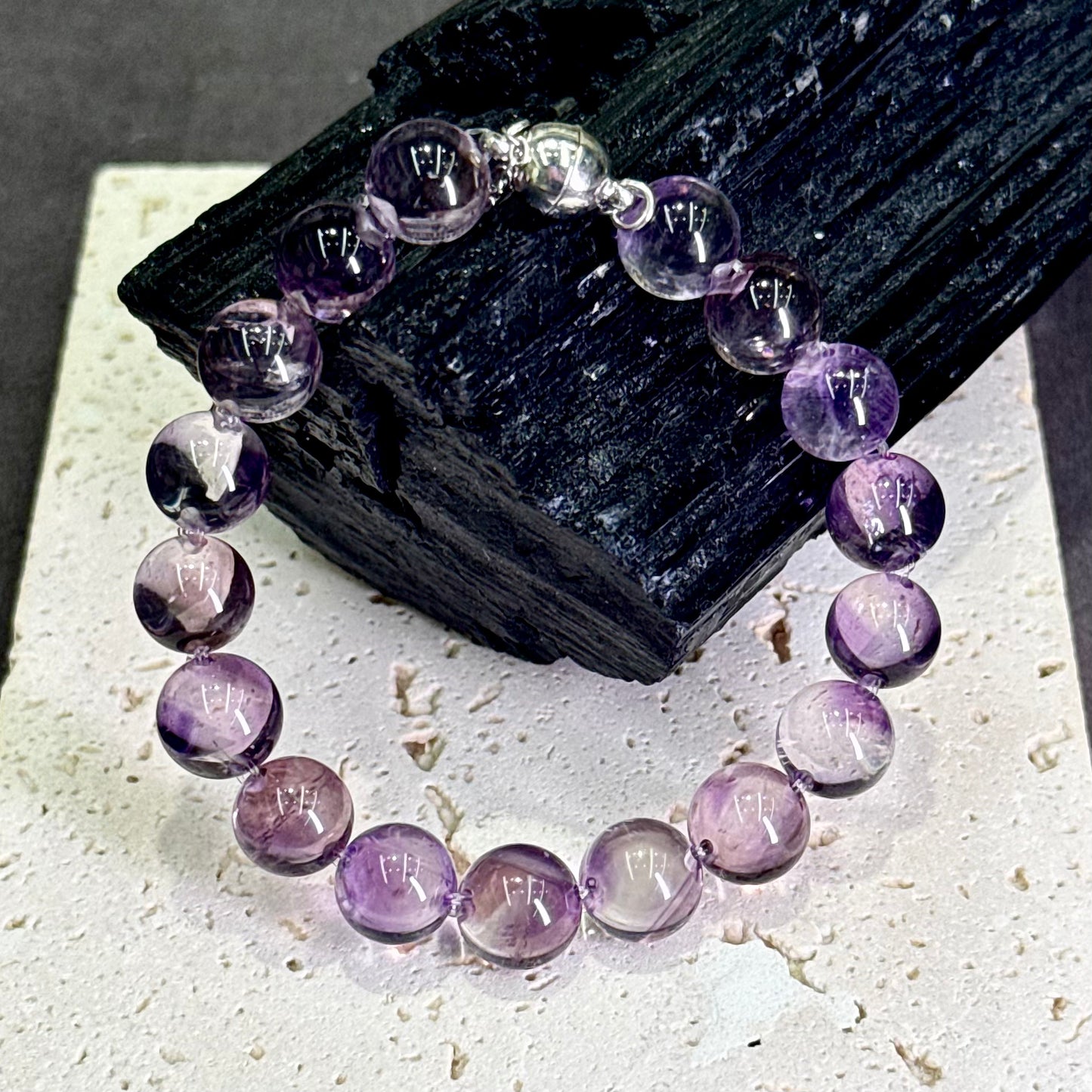 Amethyst Bubble Bead Bracelet 紫水晶 牛鼻孔工艺 泡泡珠- Violet Dew 艾米莉亚