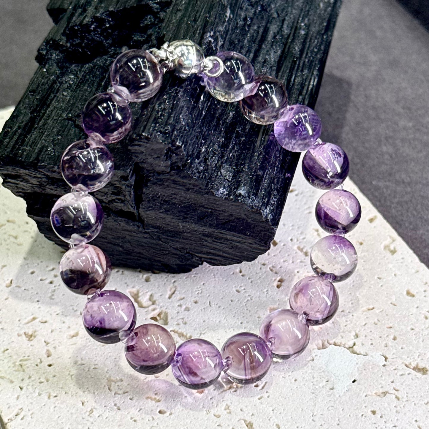 Amethyst Bubble Bead Bracelet 紫水晶 牛鼻孔工艺 泡泡珠- Violet Dew 艾米莉亚