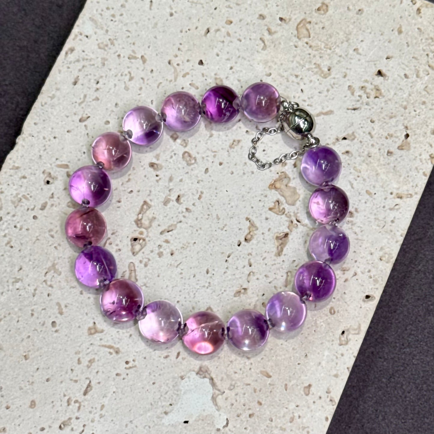 Amethyst Bubble Bead Bracelet 紫水晶 牛鼻孔工艺 泡泡珠- Violet Dew 艾米莉亚