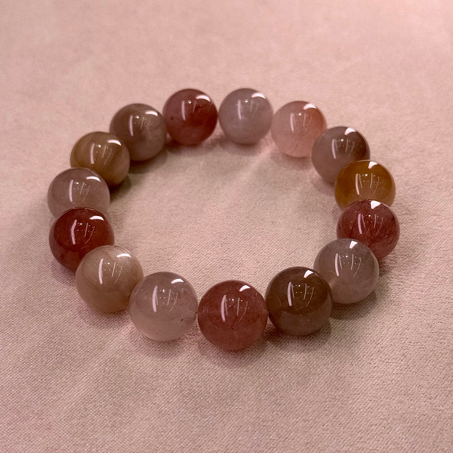 Cat-Eye Jelly Rabbit Hair Quartz Bracelet 猫眼果冻体 彩兔毛 - Tea Jelly 湿漉漉茶冻