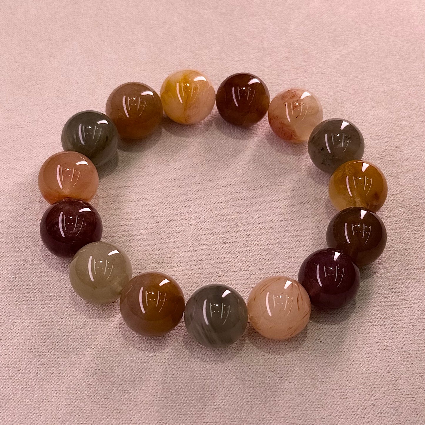 Rabbit Hair Quartz Bracelet 拉丝果冻体 彩兔毛 - Zen Oolong Tea 禅香乌龙茶