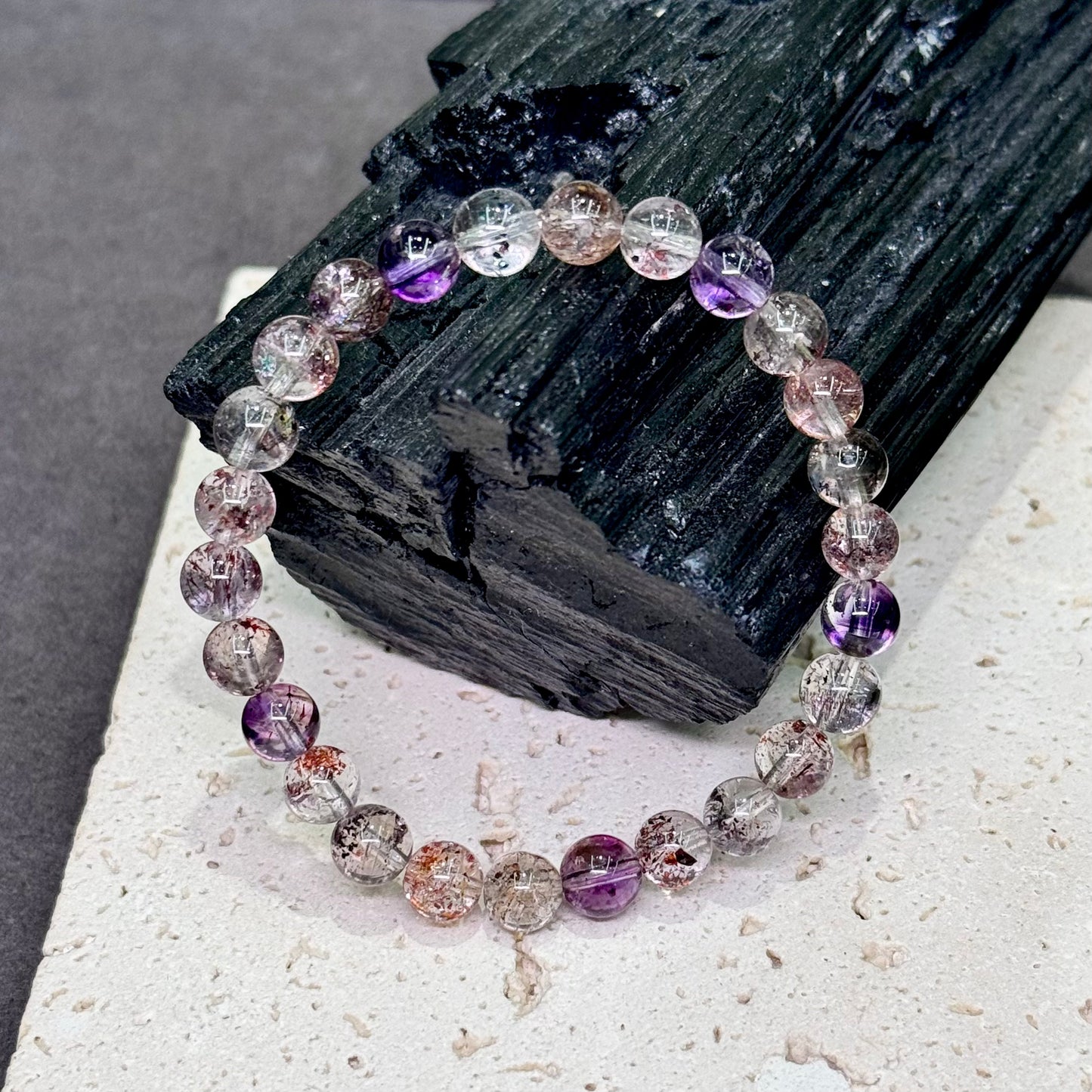 Super Seven Bracelet 净透体 彼岸花金草莓 黑加仑 超七水晶 - Flame Flower 彼岸花