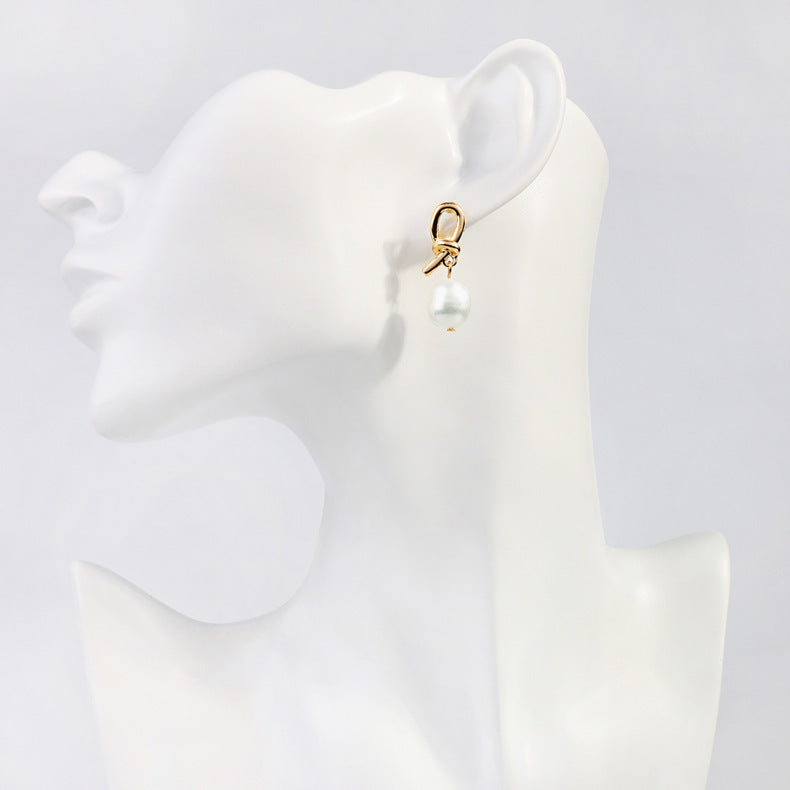 Asymmetrical Golden Rope Lock Freshwater Pearl Drop Earrings