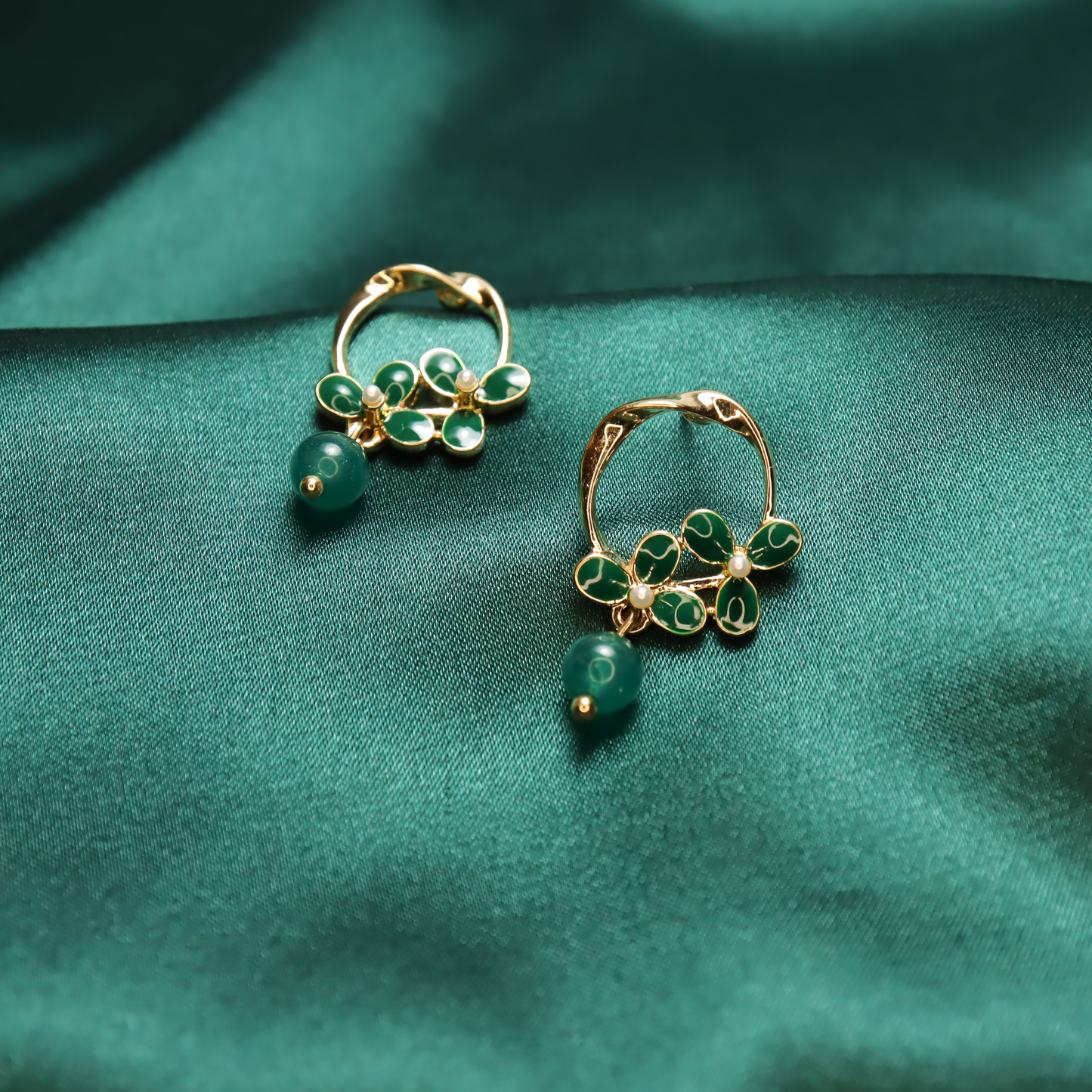 Vintage Green Glass Flower Hoop Stud Earrings