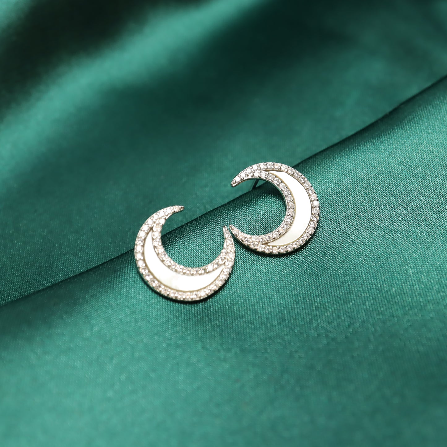 Moon Goddess - S925 Sterling Silver Zircon Crescent Shell Stud Earrings