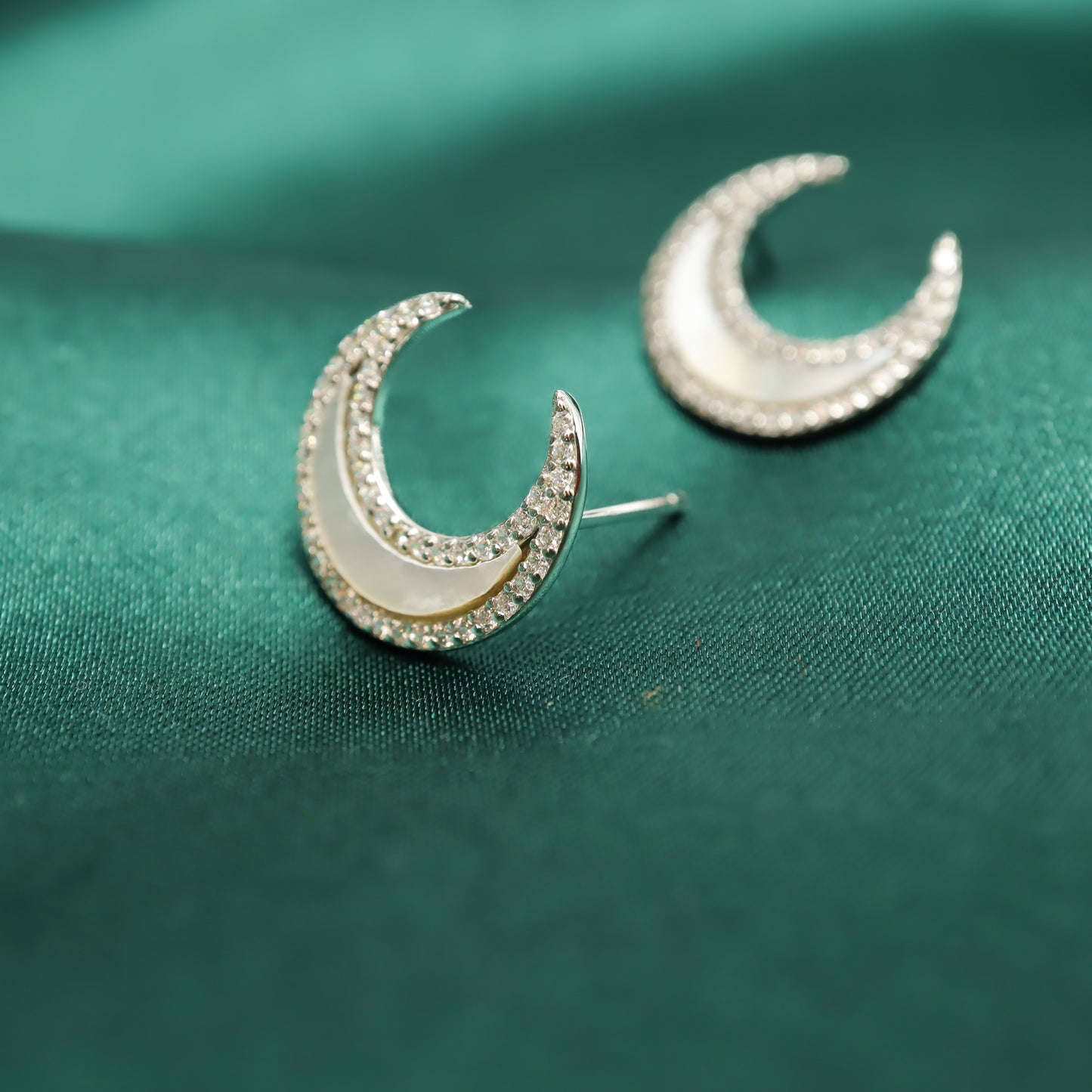 Moon Goddess - S925 Sterling Silver Zircon Crescent Shell Stud Earrings