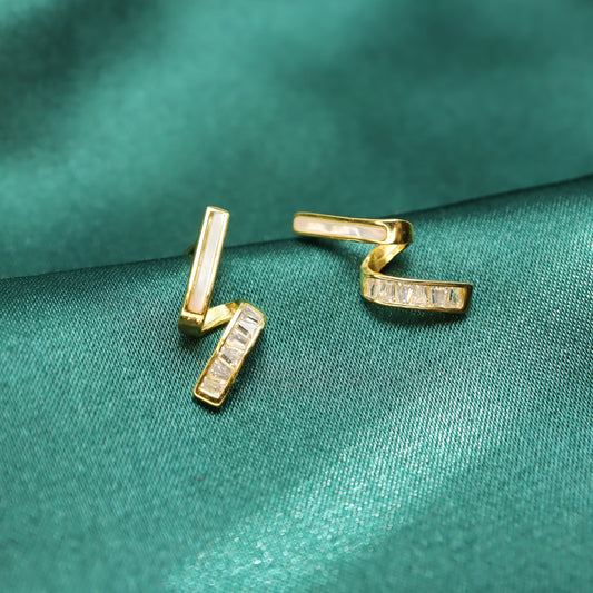 Shimmery Flow - S925 Sterling Silver Zircon & Shell Stud Earrings (Color: Gold)