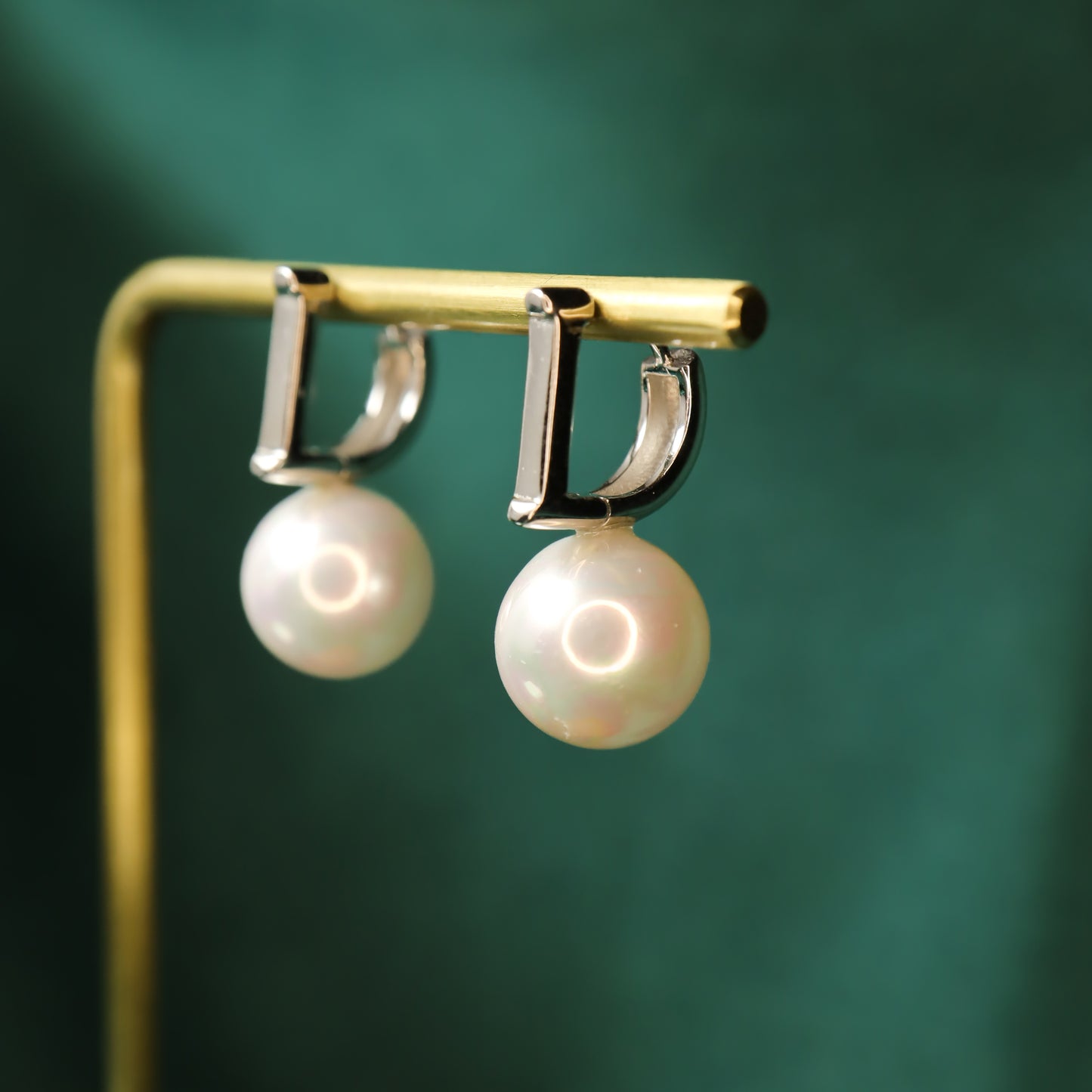 D Shape S925 Sterling Silver Pearl Hoop Earrings (Color: Silver)