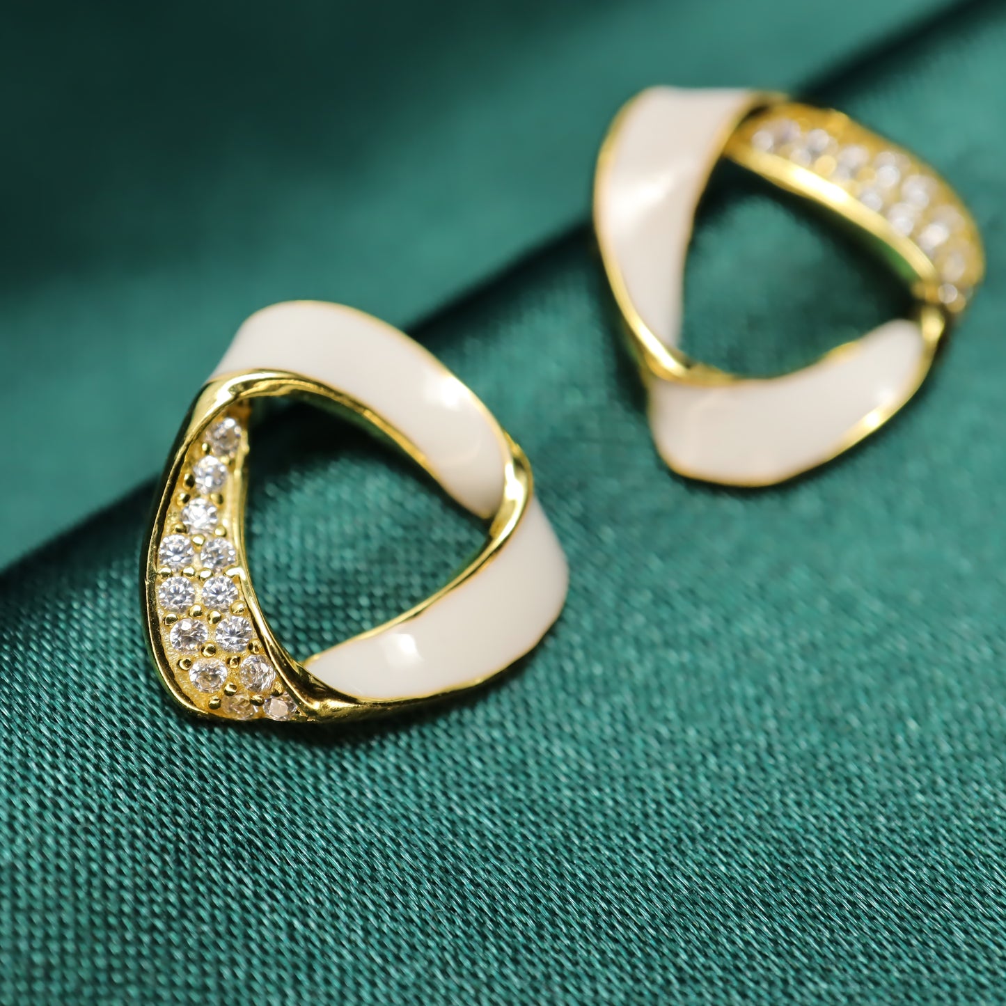 Elegant Triangle - S925 Sterling Silver & French Enamel Paint Stud Earrings