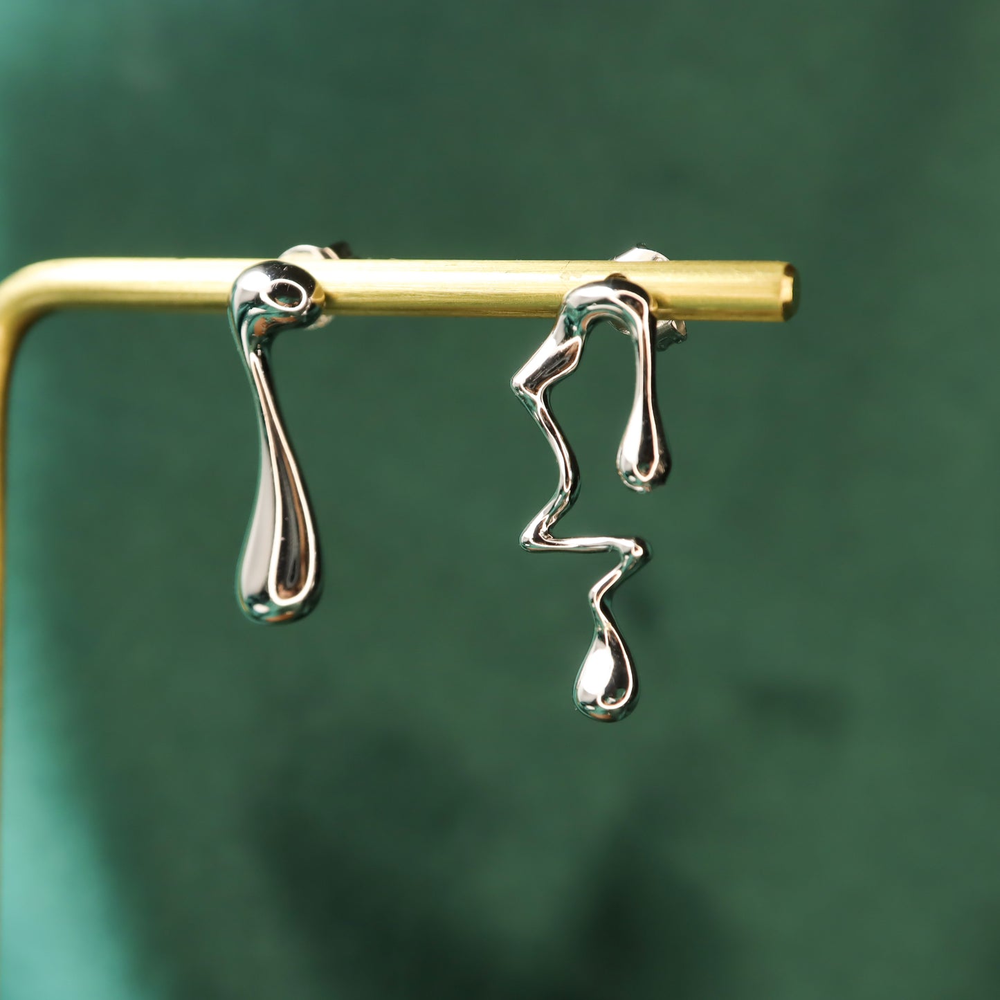 Asymmetrical Lava - S925 Sterling Silver Stud Earrings