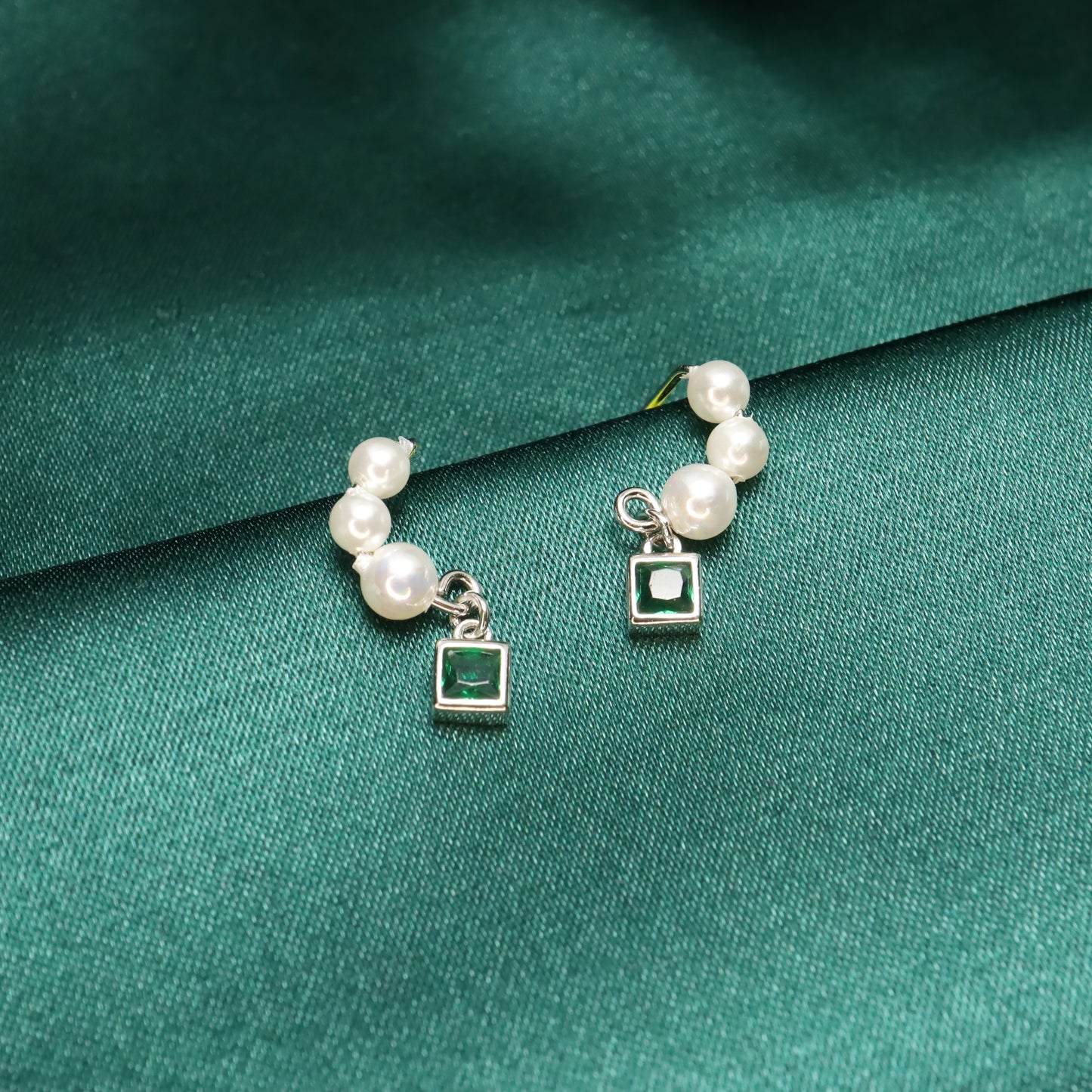 French Green Zircon S925 Sterling Silver & Pearl Stud Earrings (Color: Silver)
