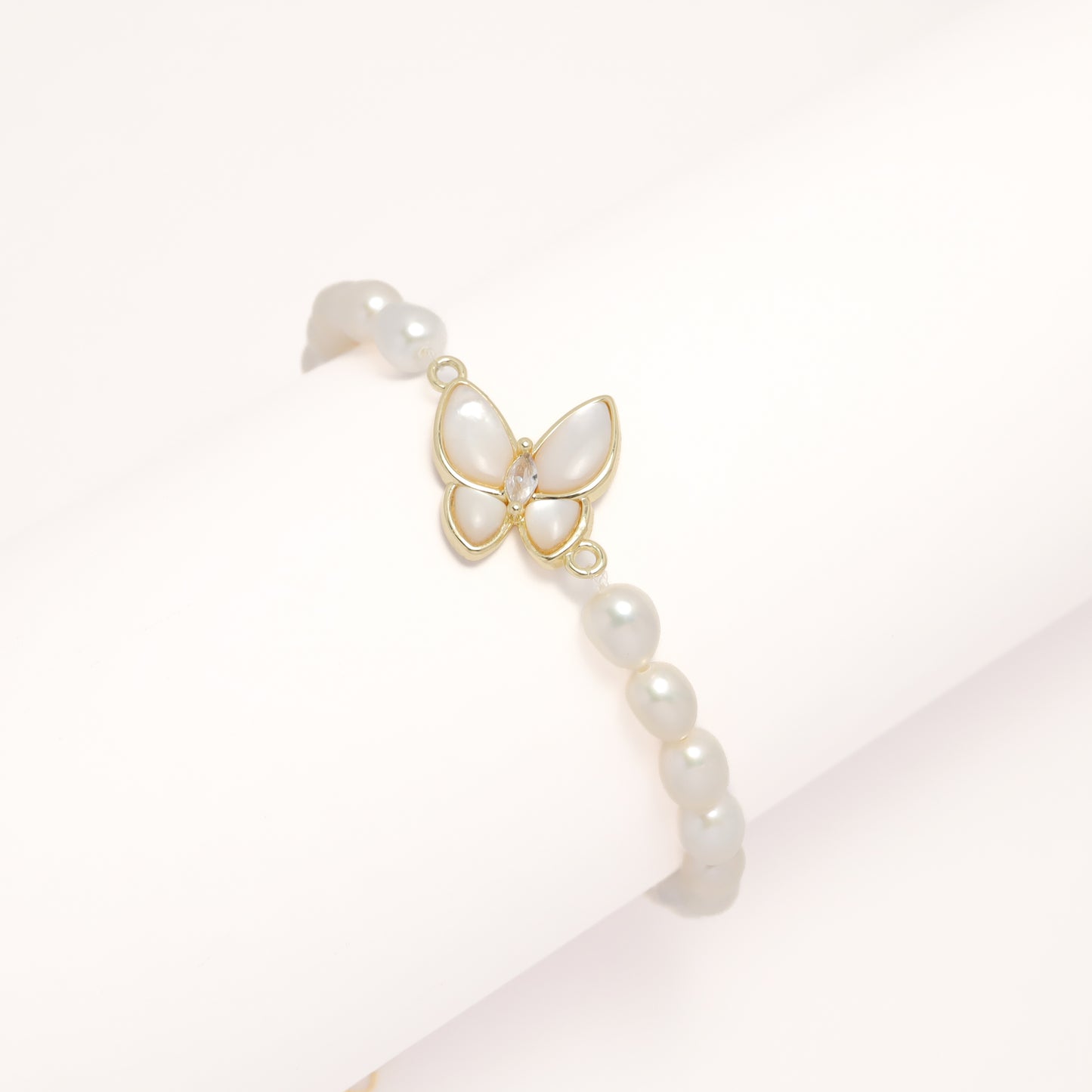 Pearl Shell Butterfly -  Freshwater Pearl Bracelet with Adjustable Chain