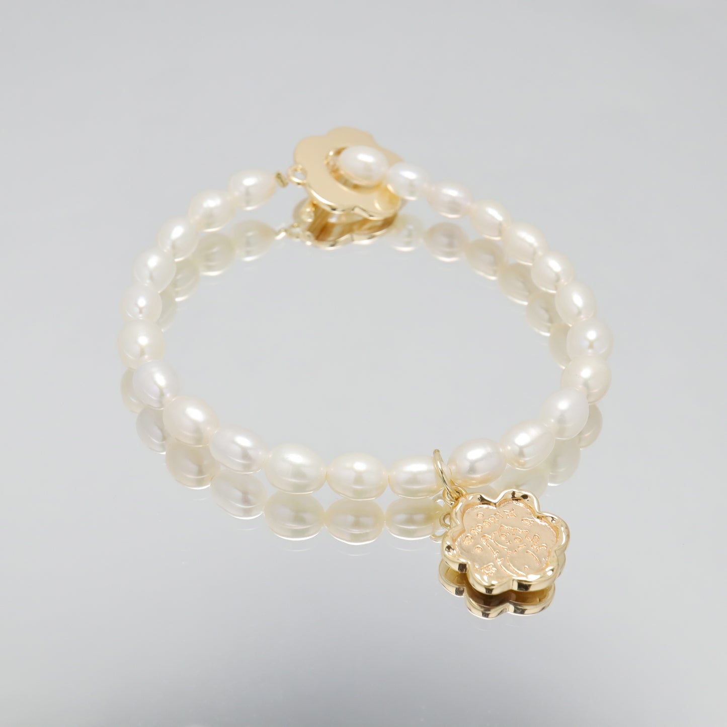 Cat Story 猫Neko物語 -  Freshwater Pearl Bracelet with OT Buckle