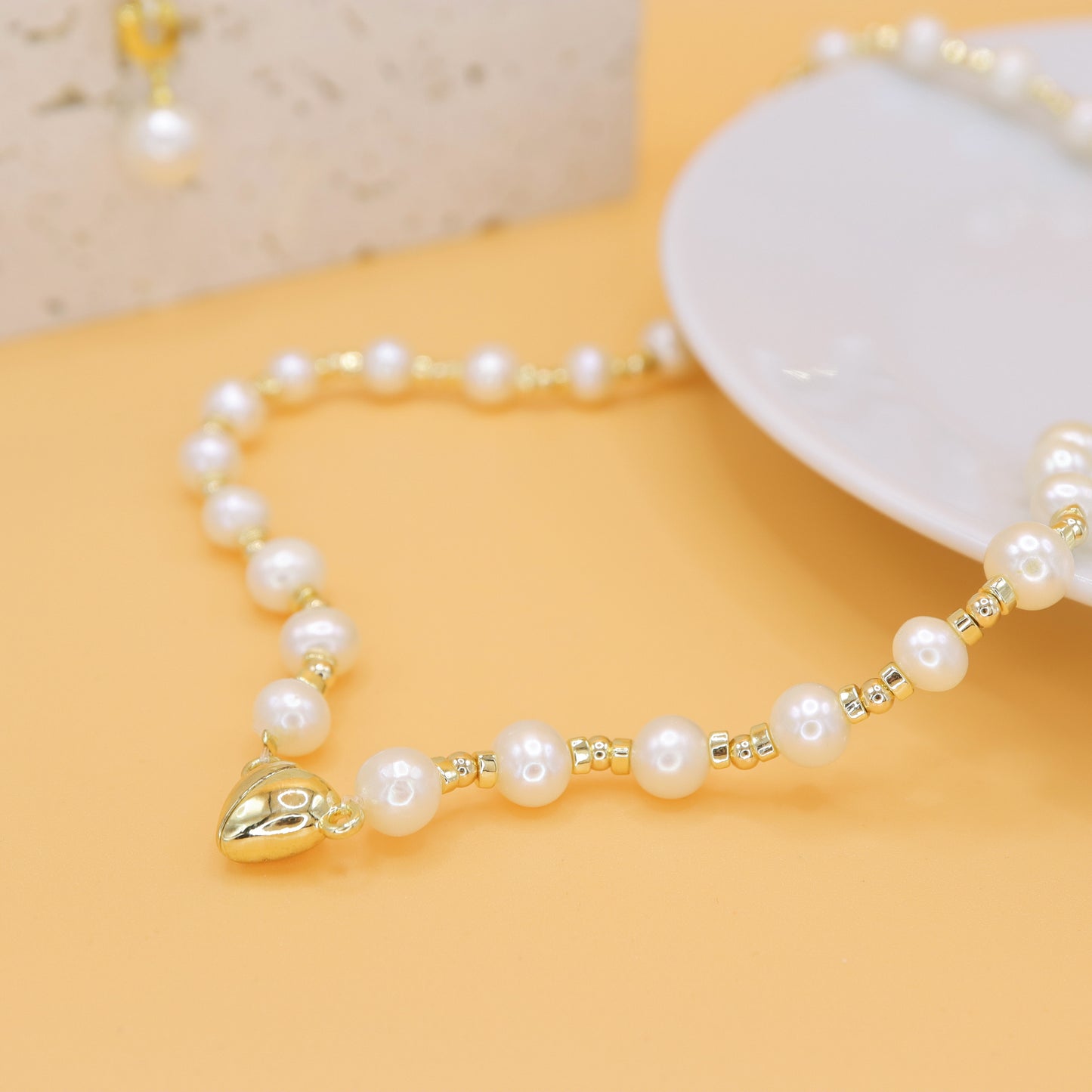 Forever Love - Golden Magnet Heart Fresh Water Pearl Necklace