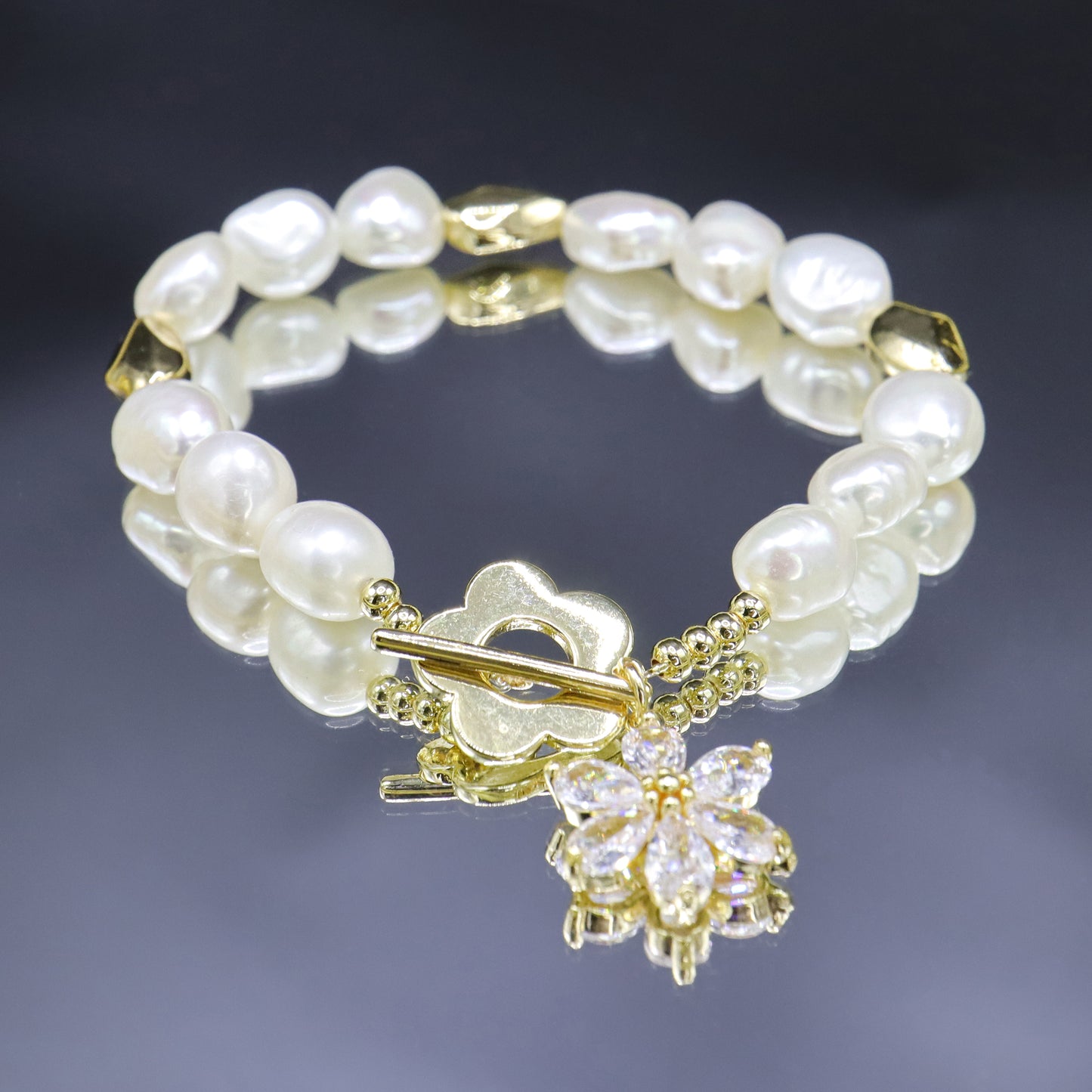 Five Diamond Flower - Baroque Freshwater Pearl Bracelet with OT Buckle