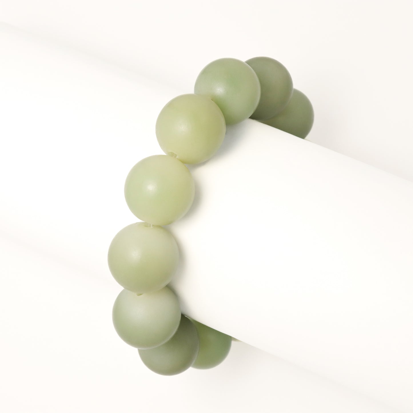 Green Grapes - Green Floating Snowflake Bodhi Root Bracelet
